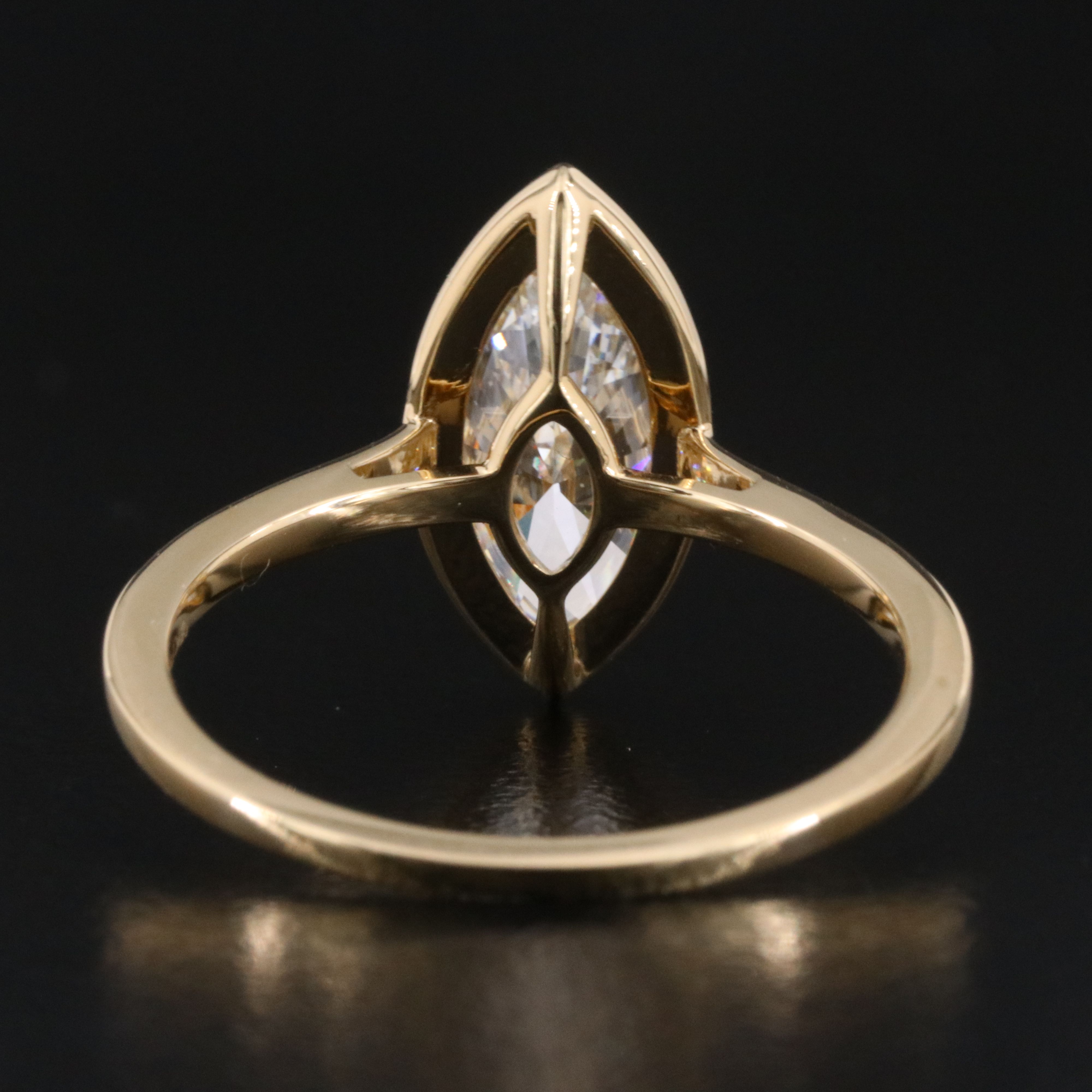 18K 1.99 CT Lab Grown Diamond Solitaire Ring with IGI Report