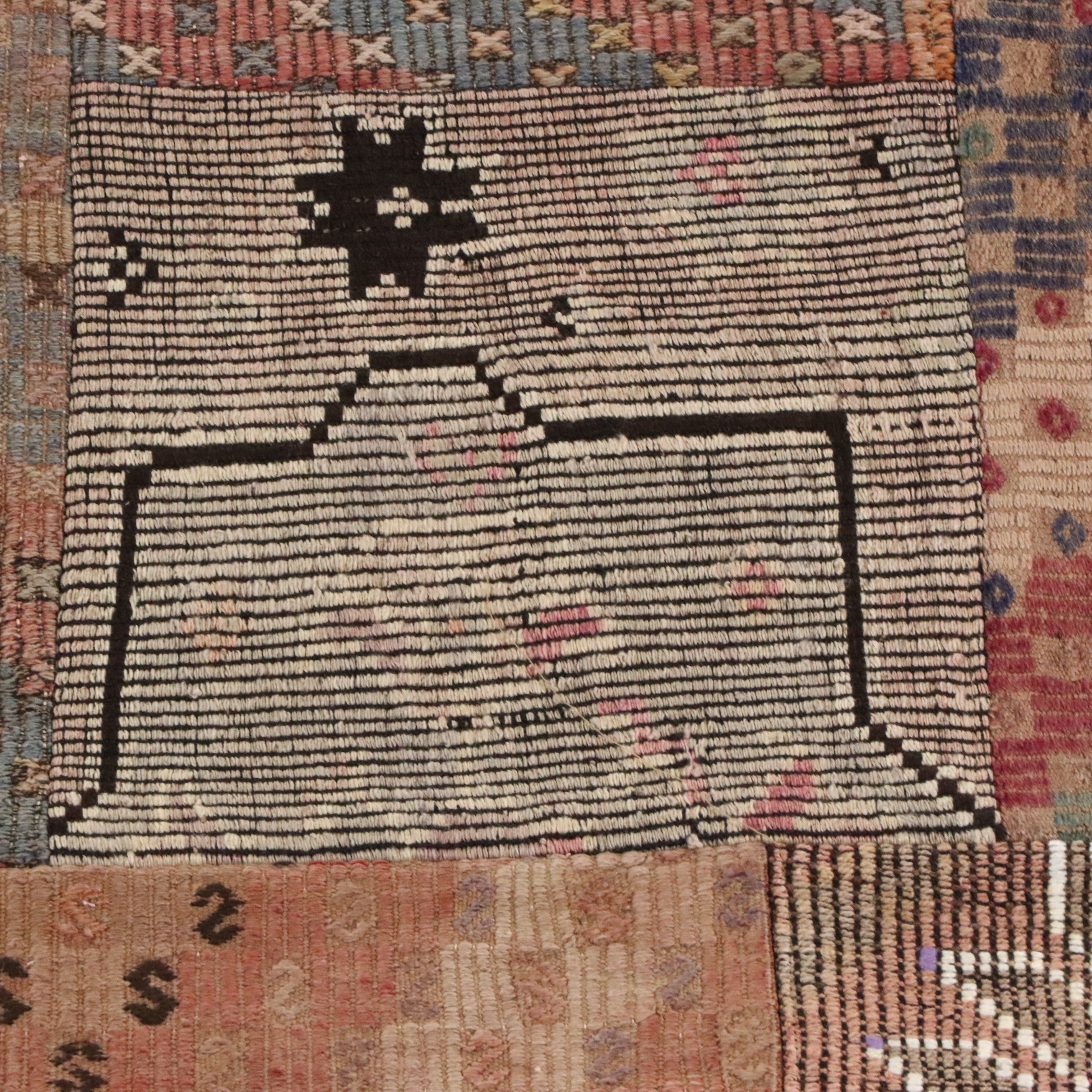 6'8 x 9'10 Handmade Turkish Patchwork Area Rug