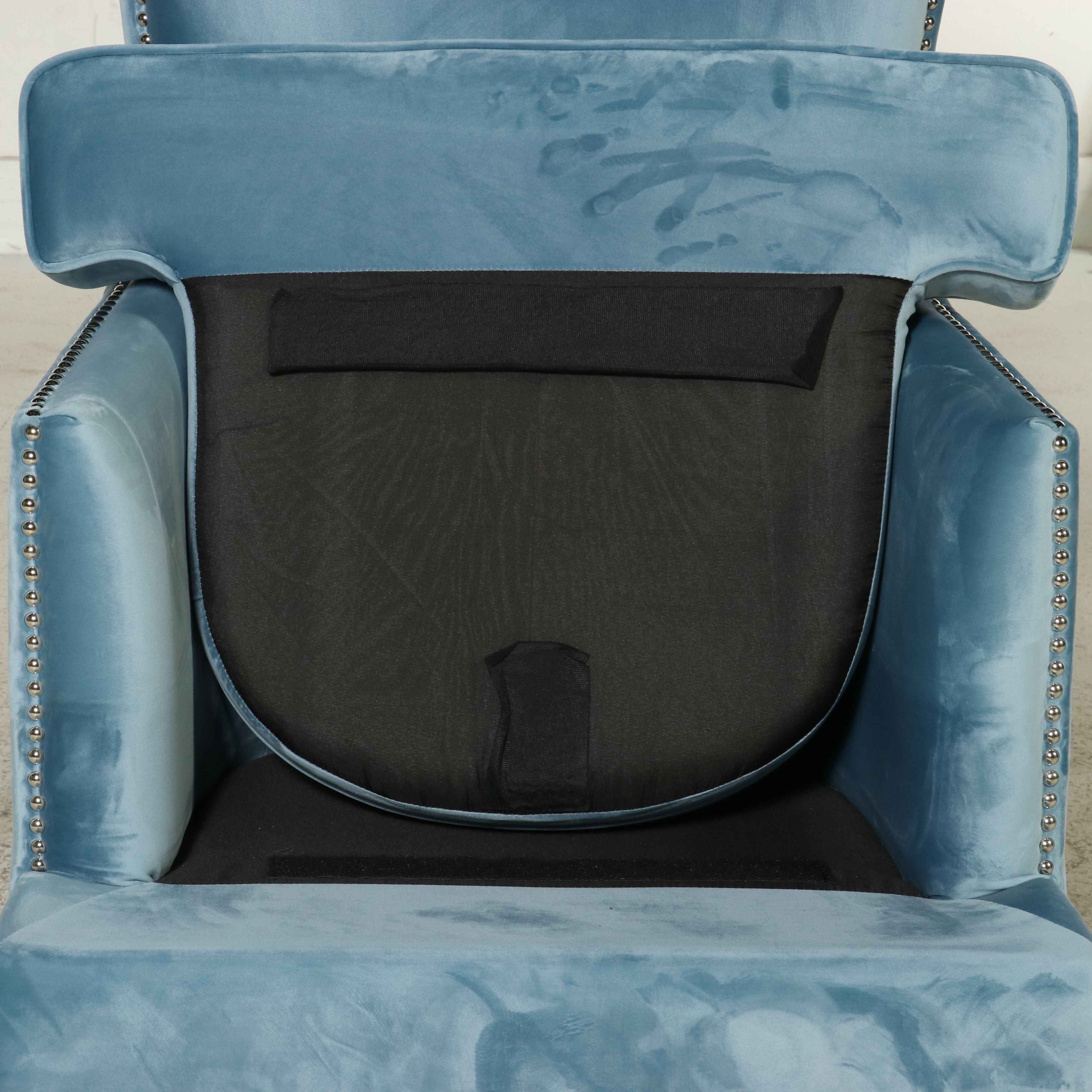 Safavieh Couture "Geode" Modern Wingback Chair