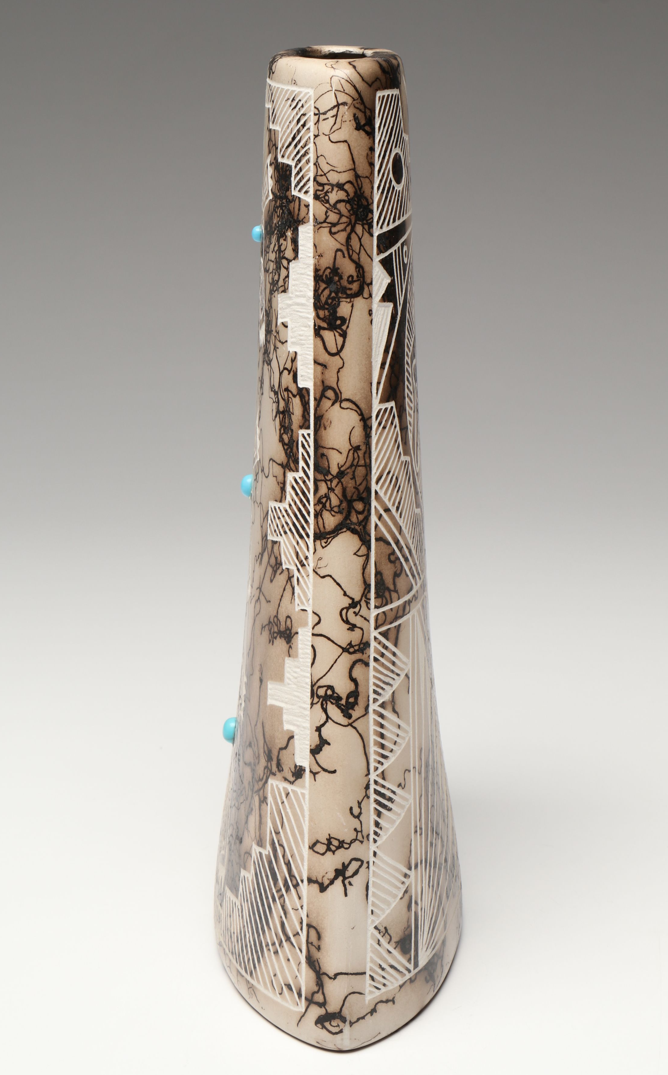 Gary Yellow Corn Louis Acoma Hand Etched Horsehair Art Pottery Vessel