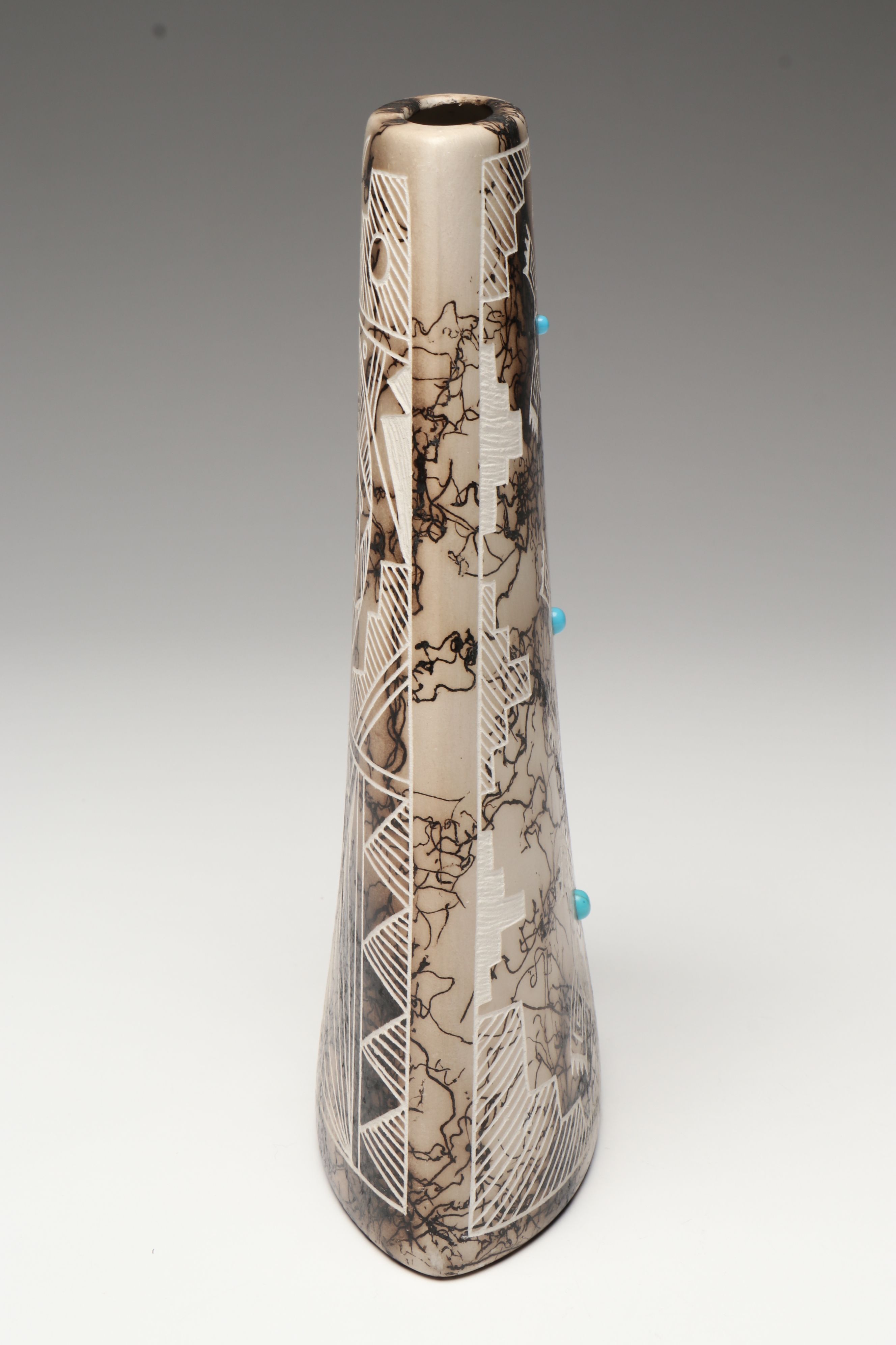 Gary Yellow Corn Louis Acoma Hand Etched Horsehair Art Pottery Vessel