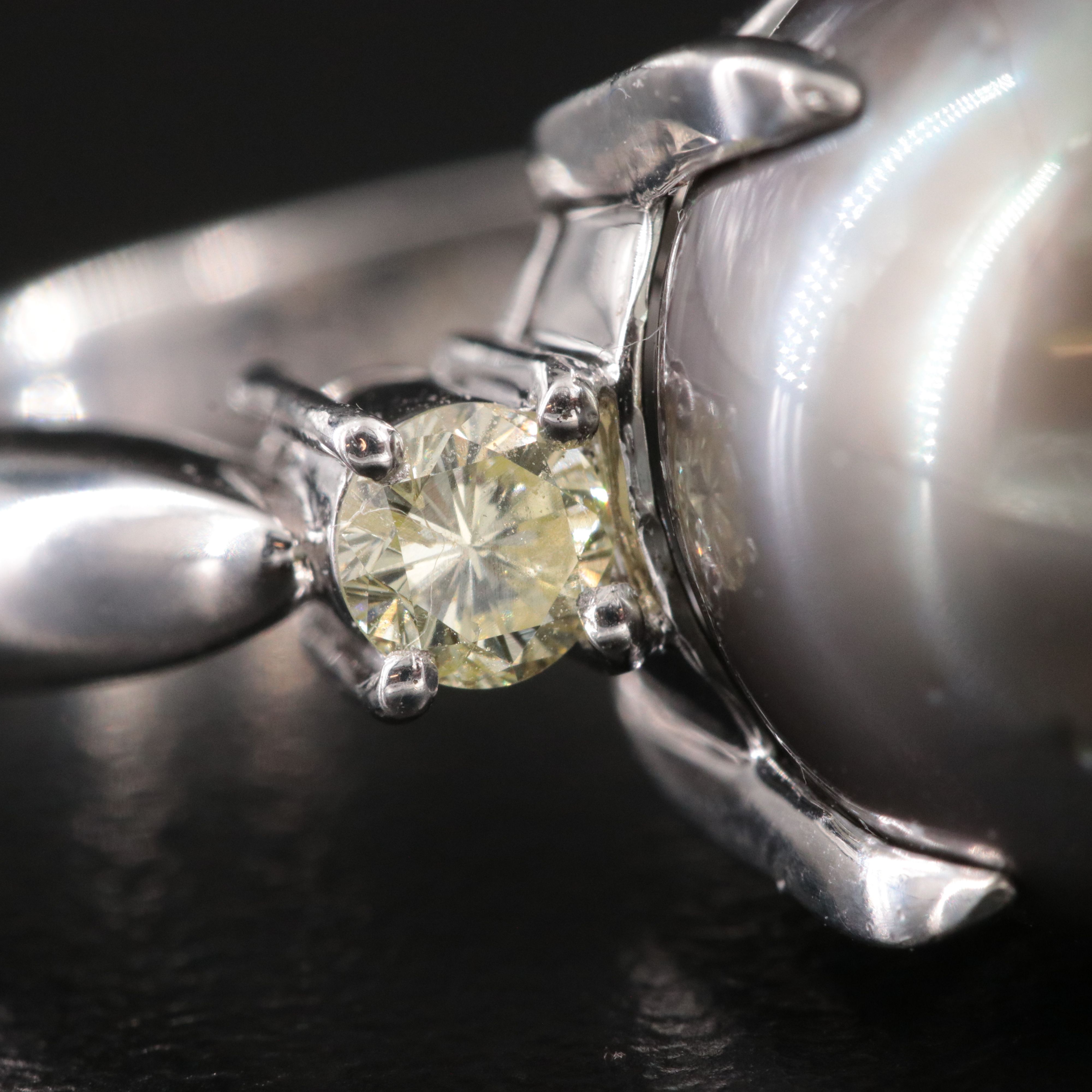 Platinum 15.10 MM Pearl and Fancy Light Yellow Diamond Ring