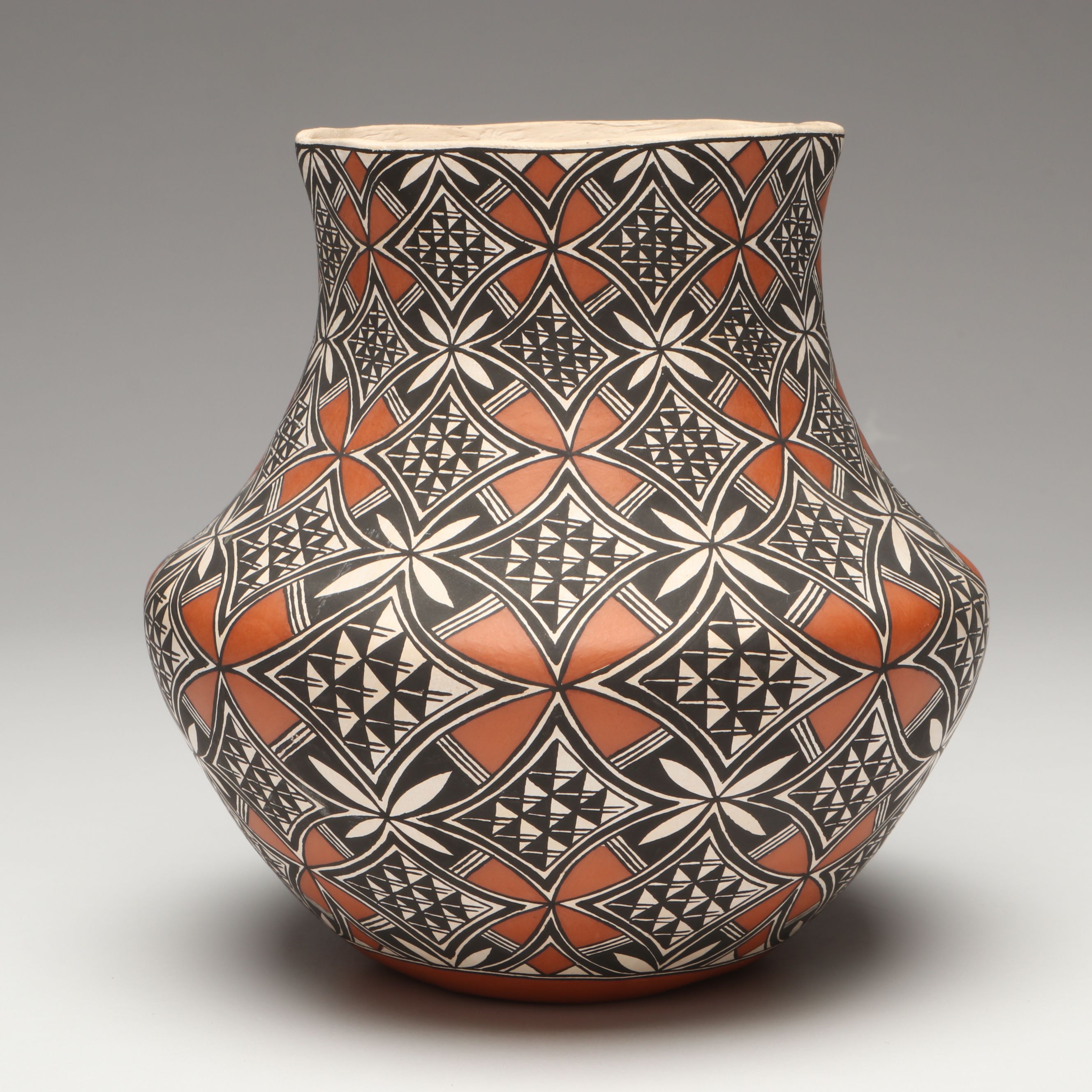 Artist Signed N. Lucero Acoma Pueblo Earthenware Vase