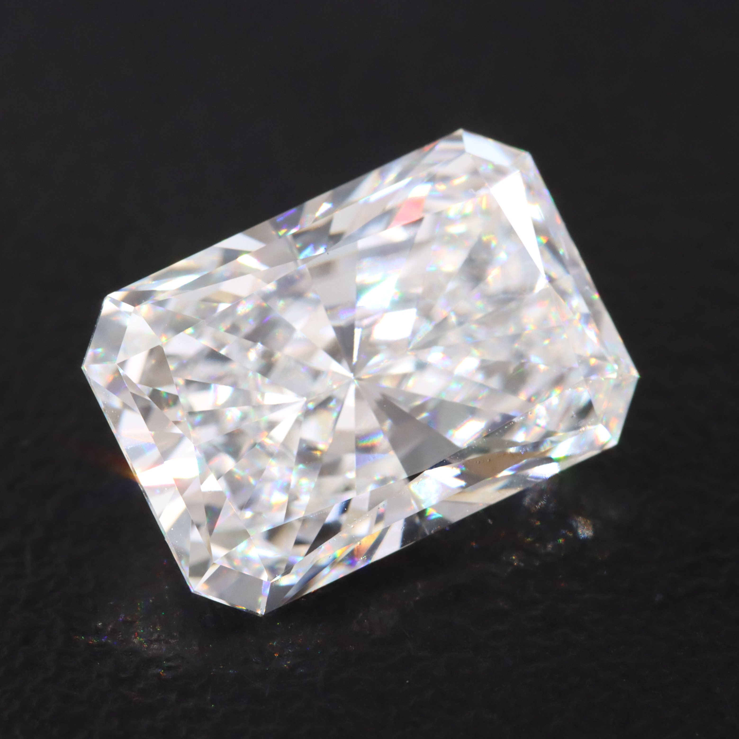 Loose 5.04 CT Lab Grown Diamond with IGI Report