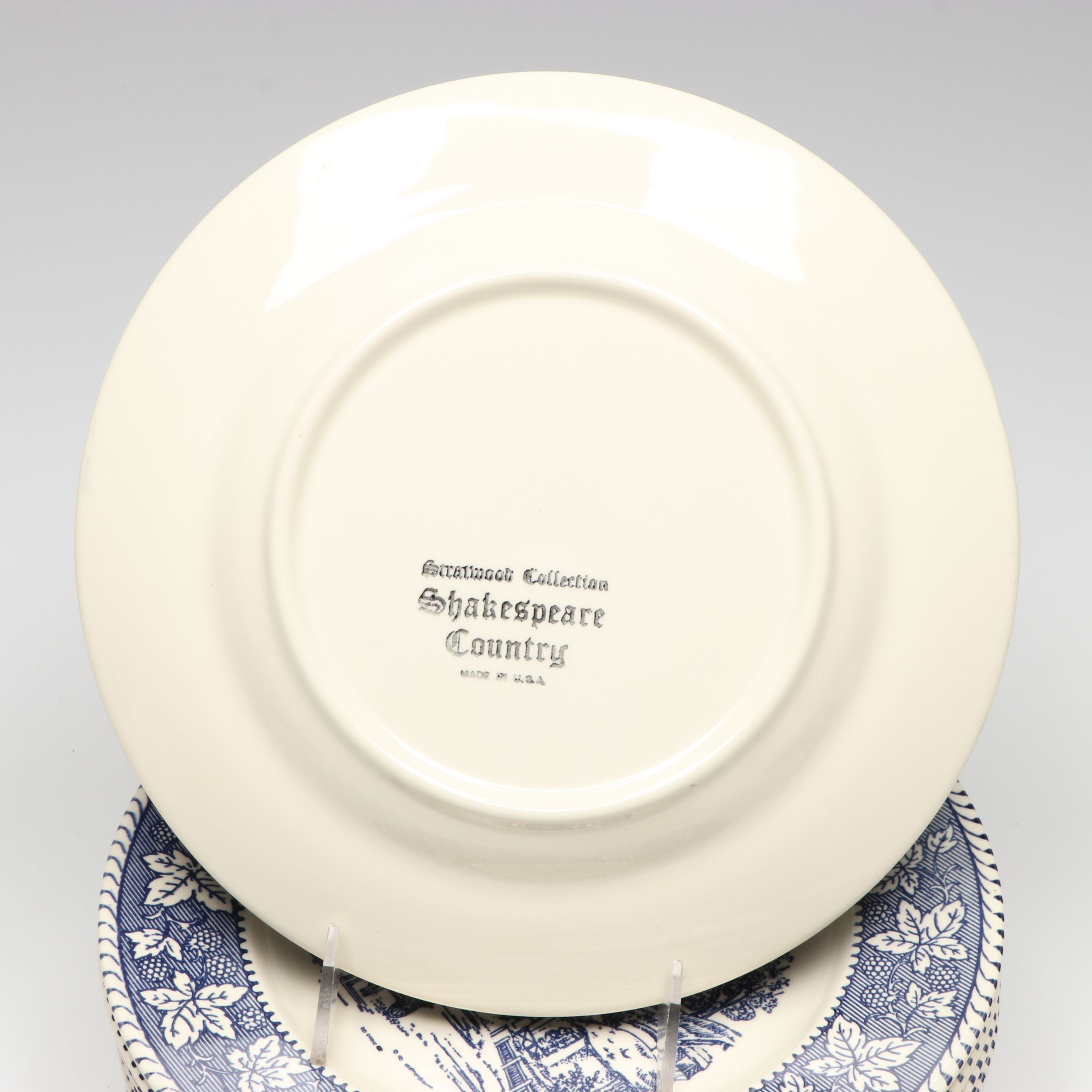 Homer Laughlin "Shakespeare Country Blue" Ceramic Dinnerware