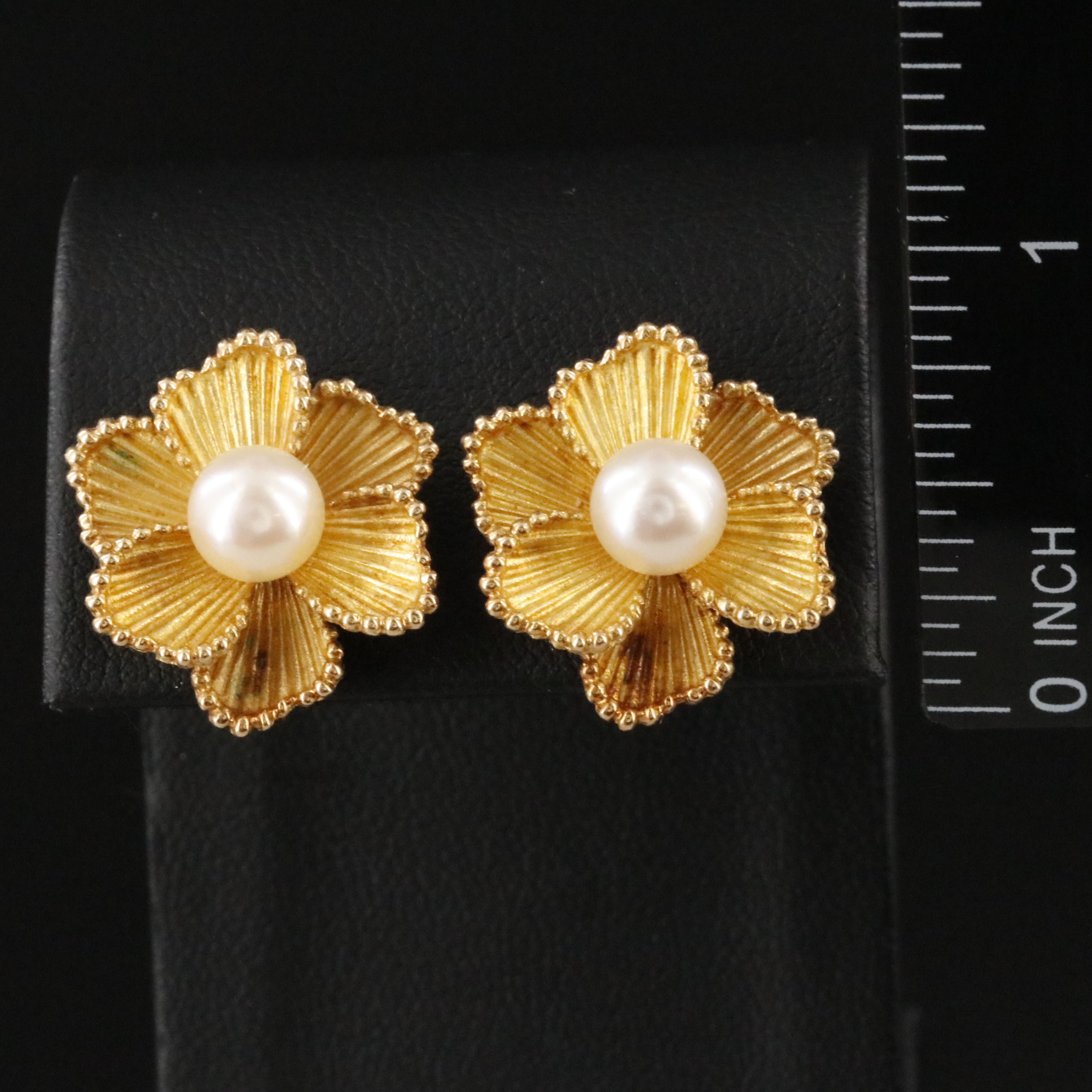 18K Pearl Flower Earrings