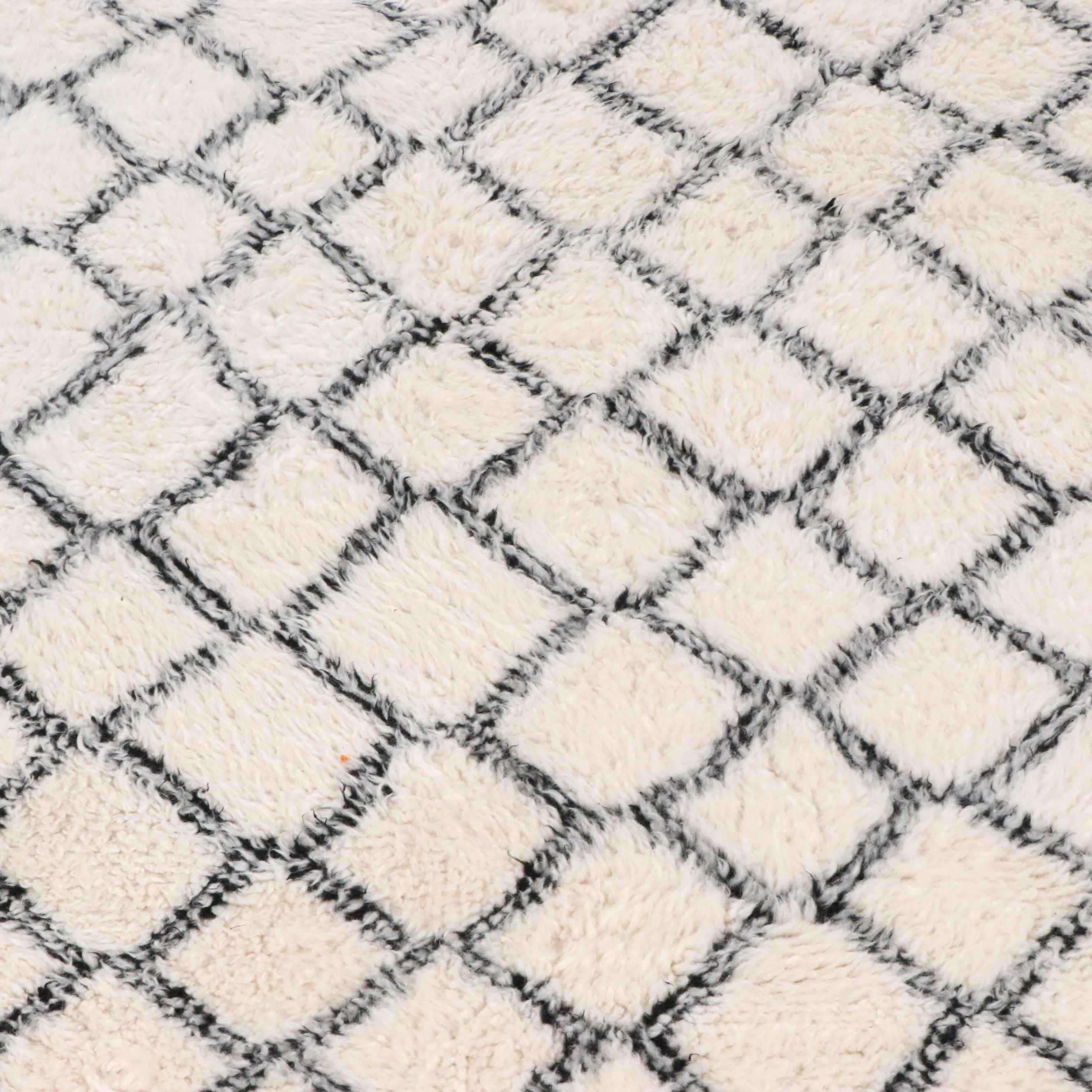 5'10 x 11'1 Hand-Knotted Berberology High Pile Berber Shag Area Rug