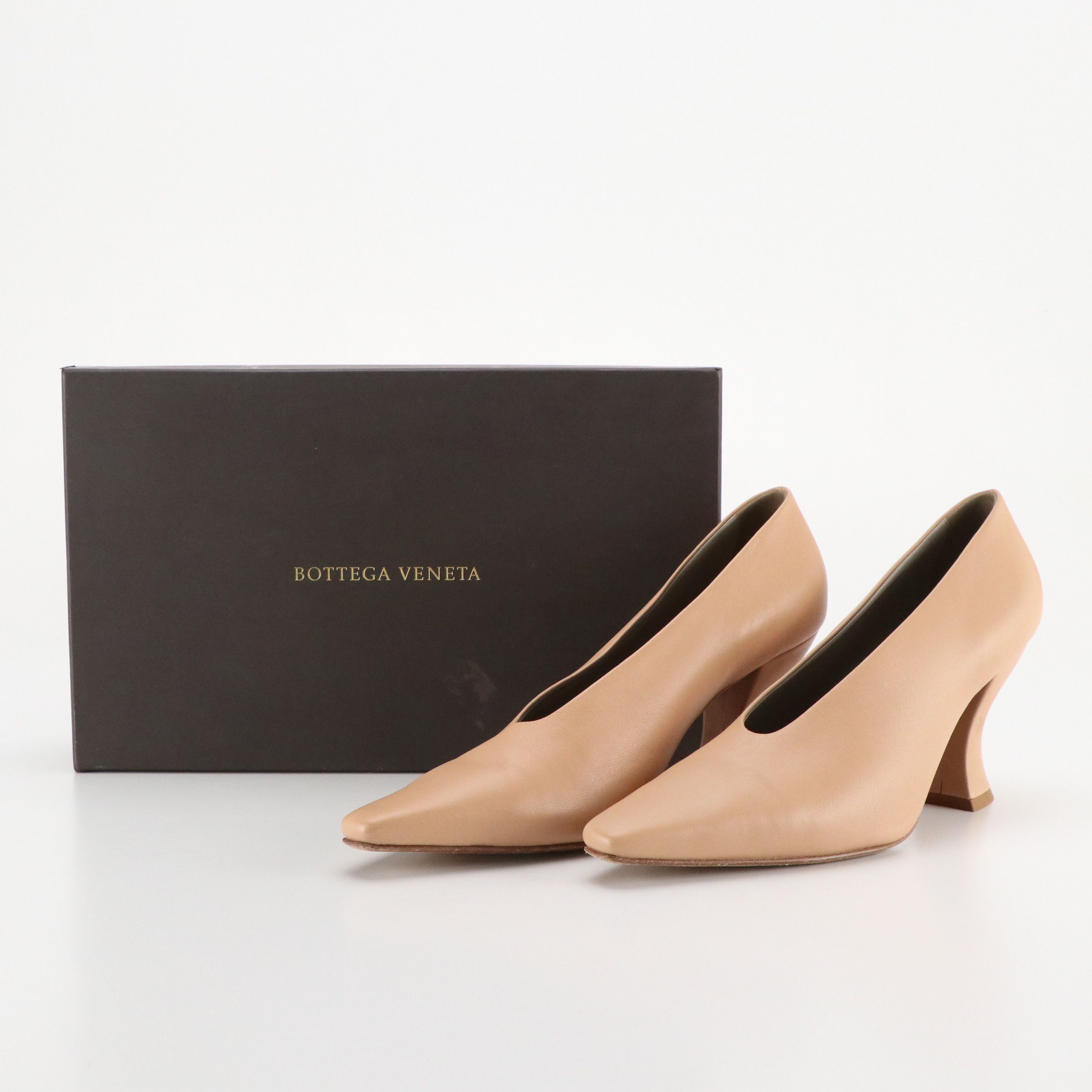 Bottega Veneta Almond-Toe Pumps in Champagne Nappa Leather, With Box