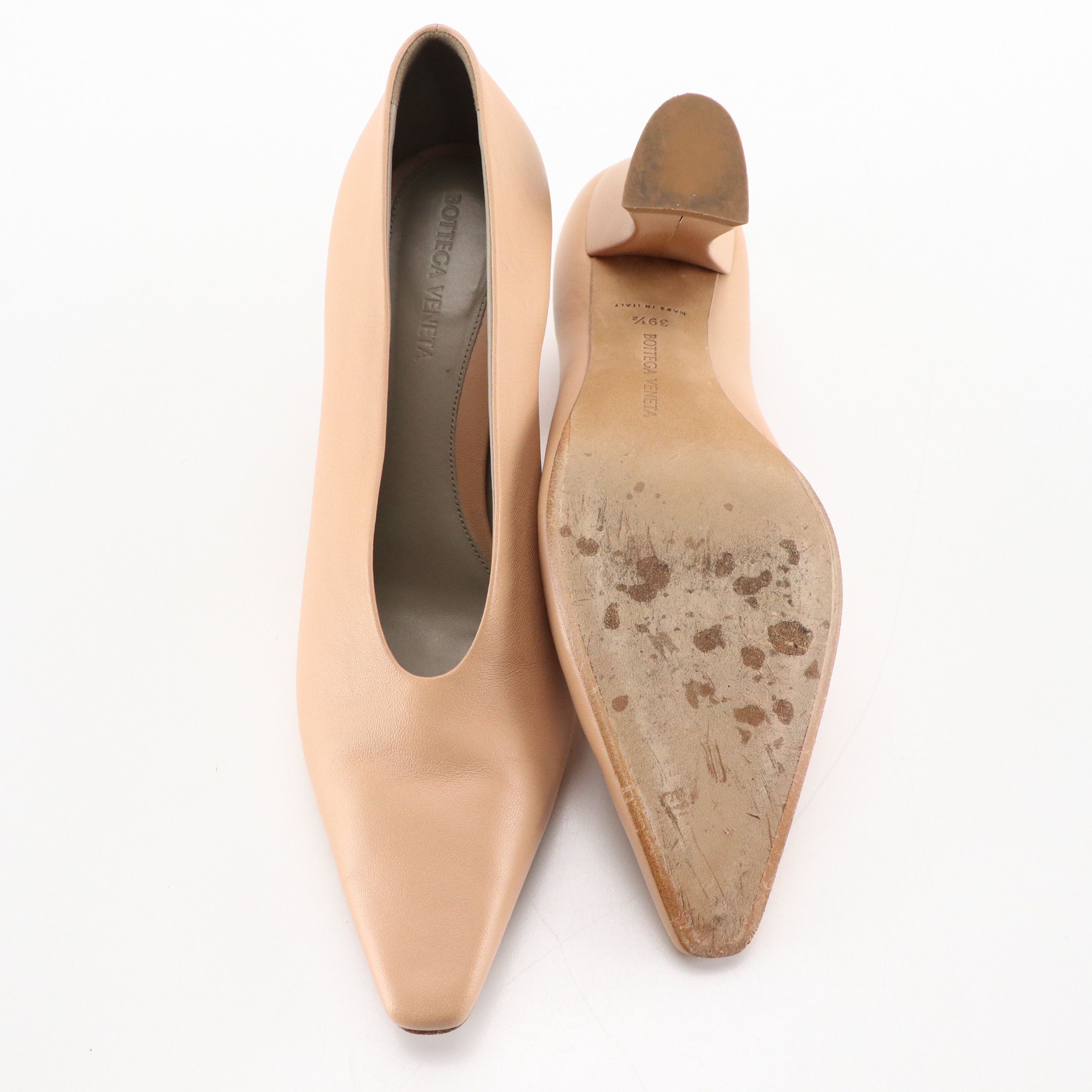 Bottega Veneta Almond-Toe Pumps in Champagne Nappa Leather, With Box