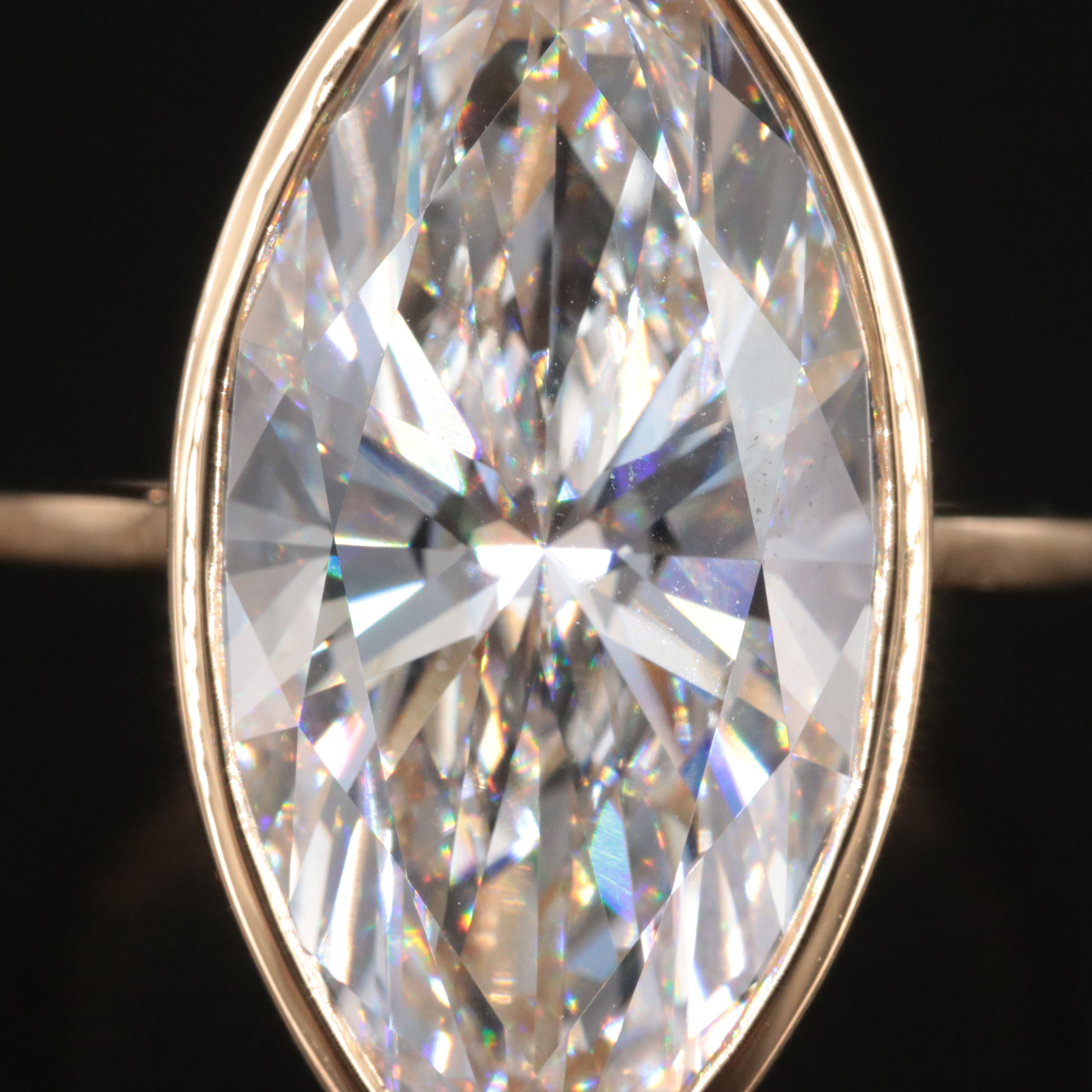 18K 10.51 CT Lab Grown Diamond Solitaire Ring with IGI Report