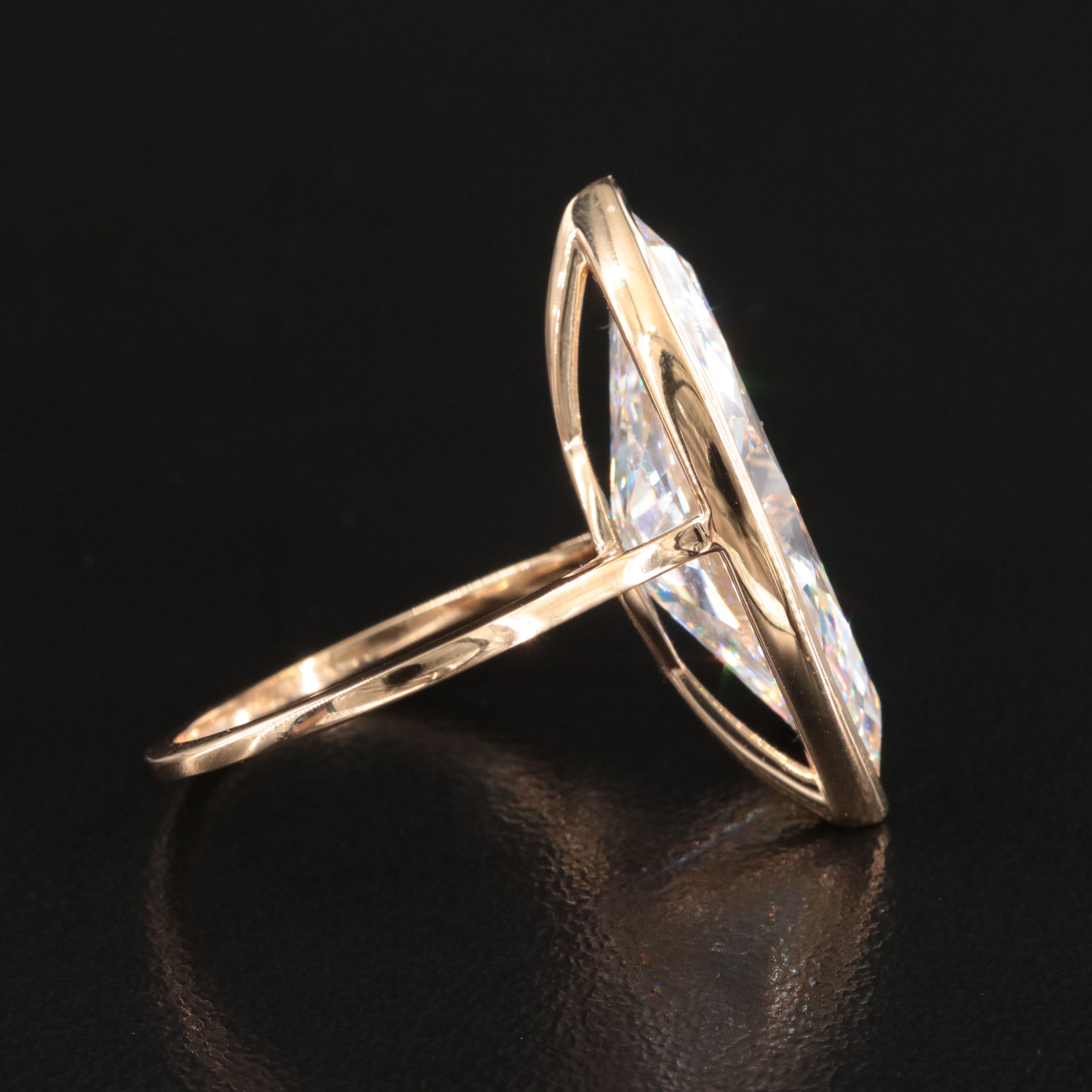 18K 10.51 CT Lab Grown Diamond Solitaire Ring with IGI Report