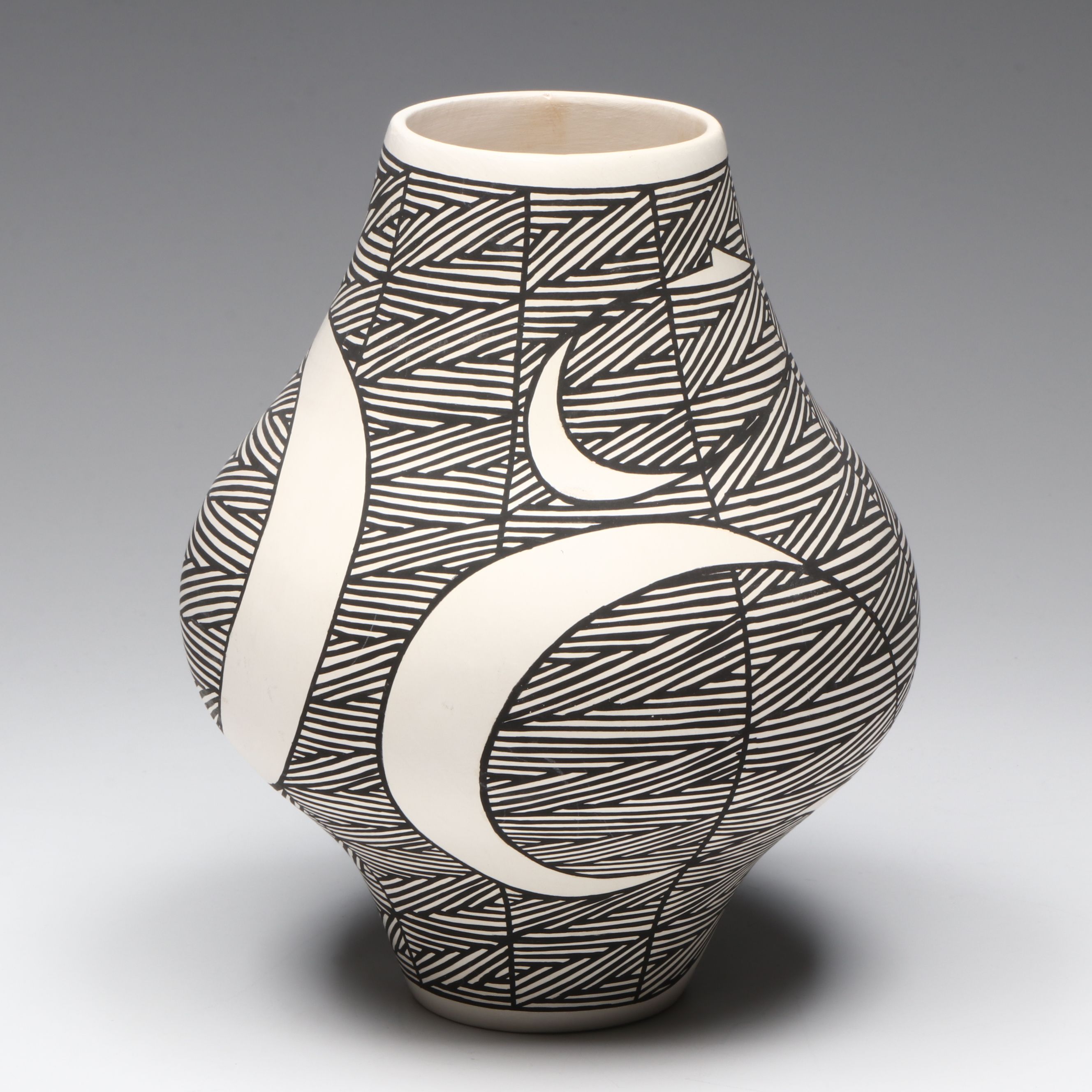 Titus Davis Acoma Pueblo Black and White Pottery Vase