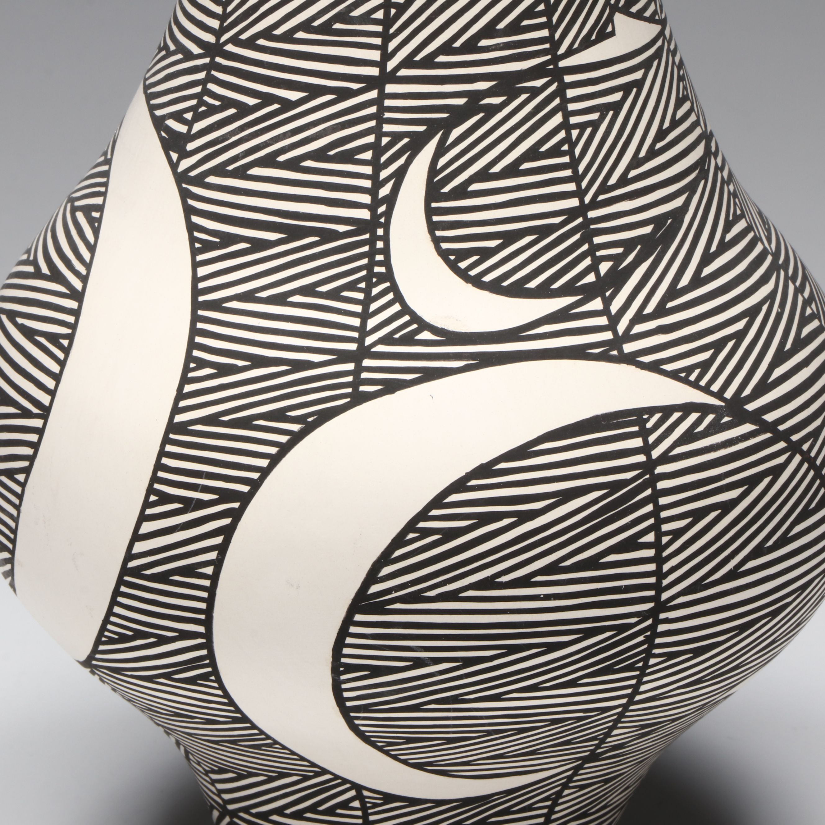 Titus Davis Acoma Pueblo Black and White Pottery Vase