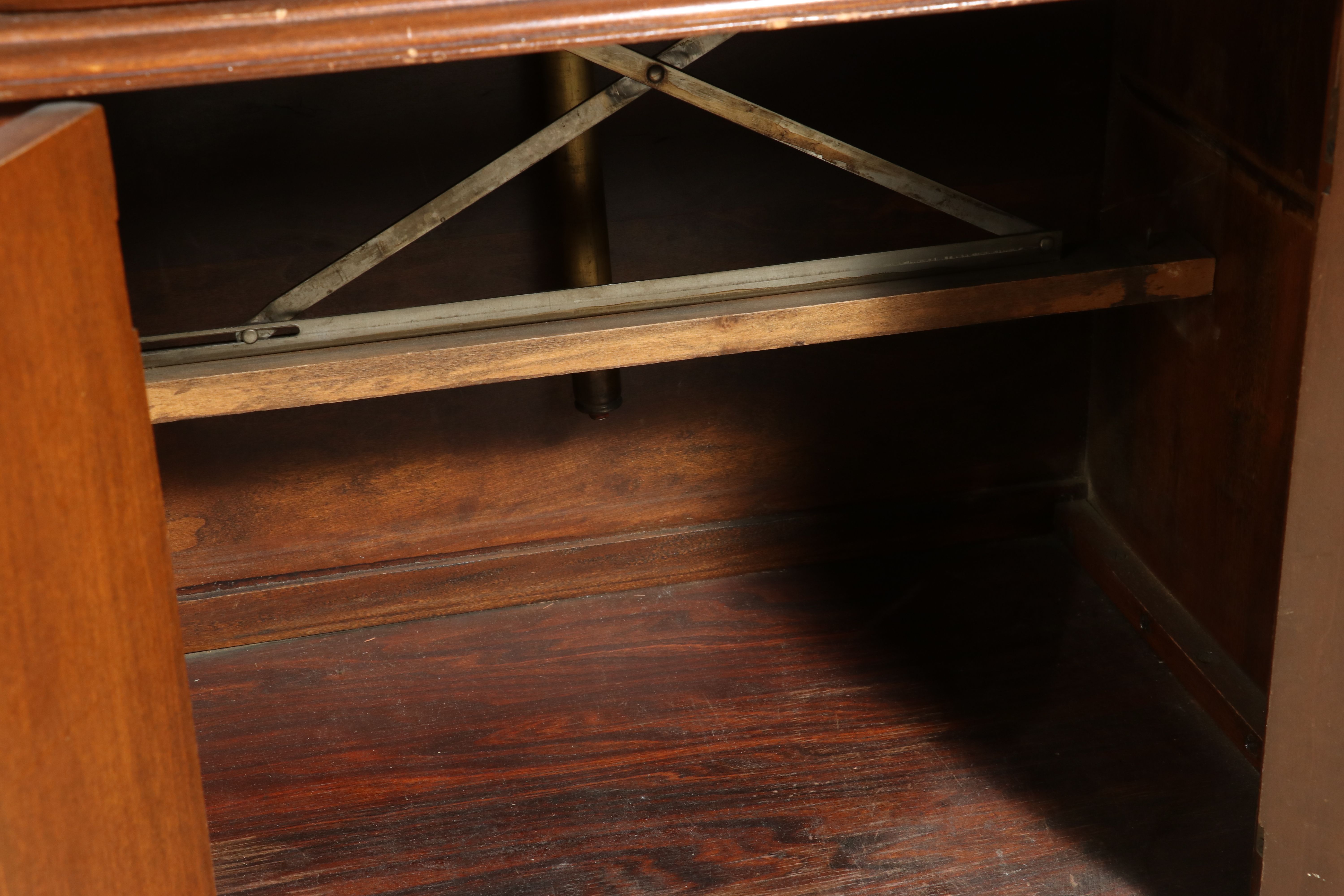 Art Deco Mahogany Liquor Cabinet, Early 20th Century