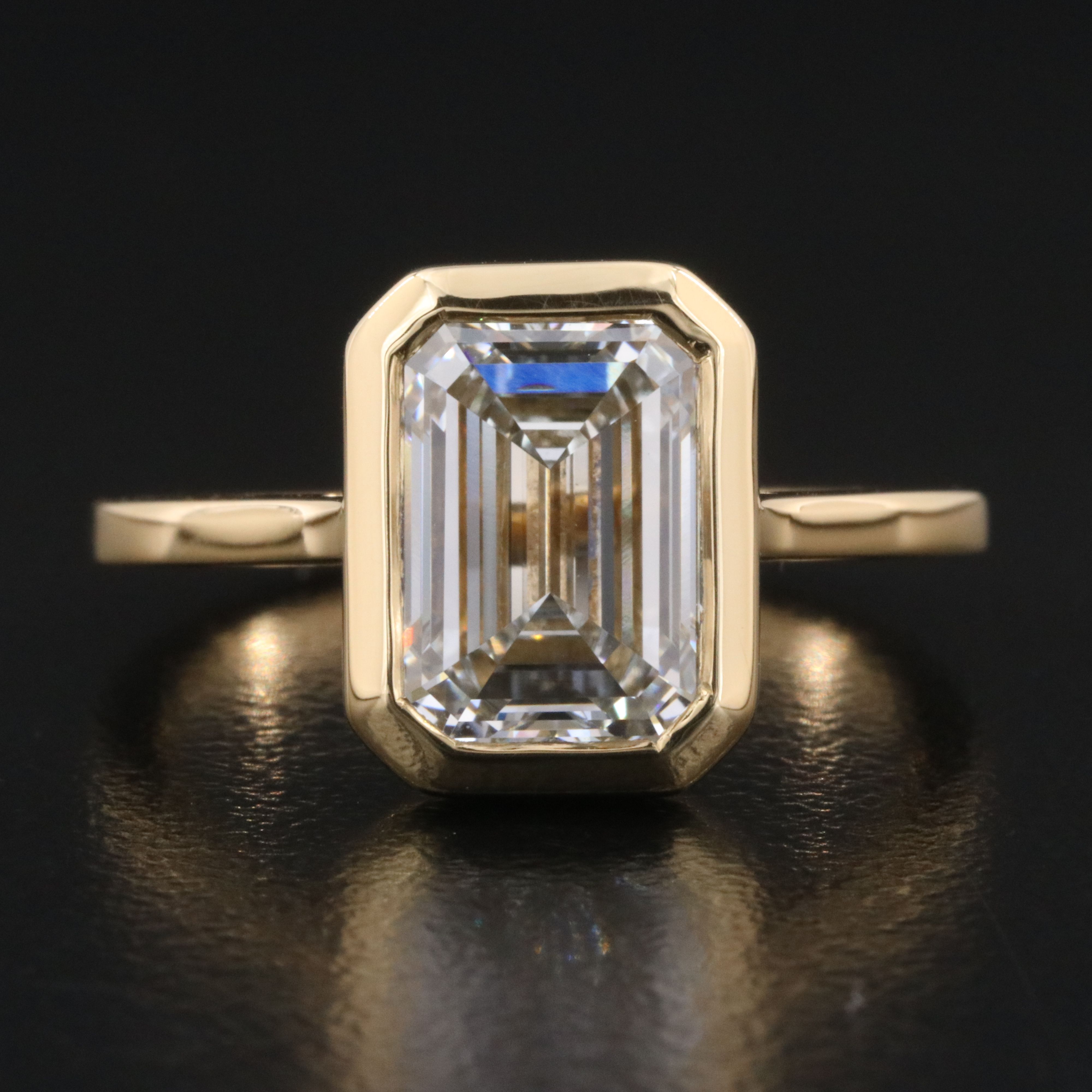 18K 2.92 CT Lab Grown Diamond Solitaire Ring with IGI Report