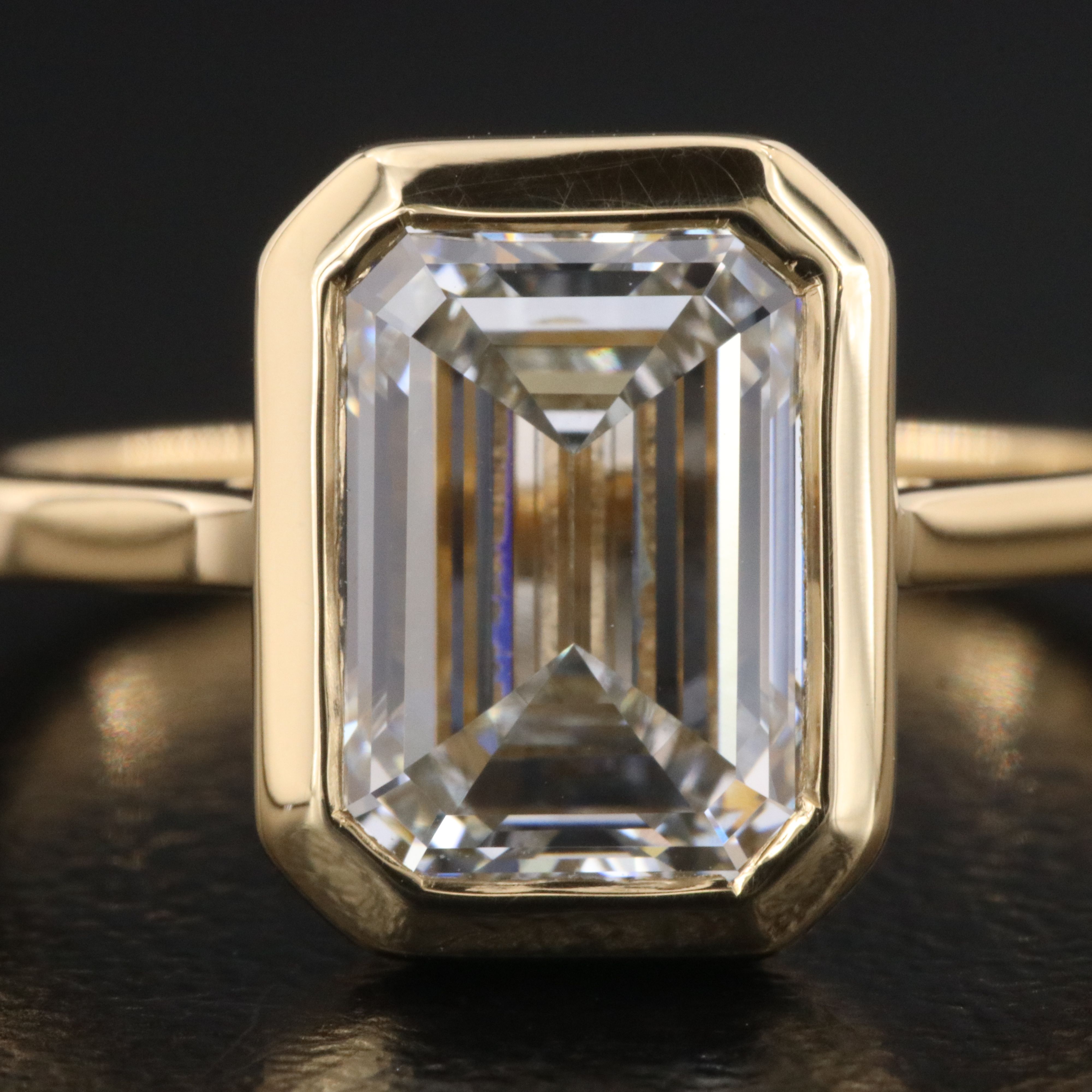 18K 2.92 CT Lab Grown Diamond Solitaire Ring with IGI Report