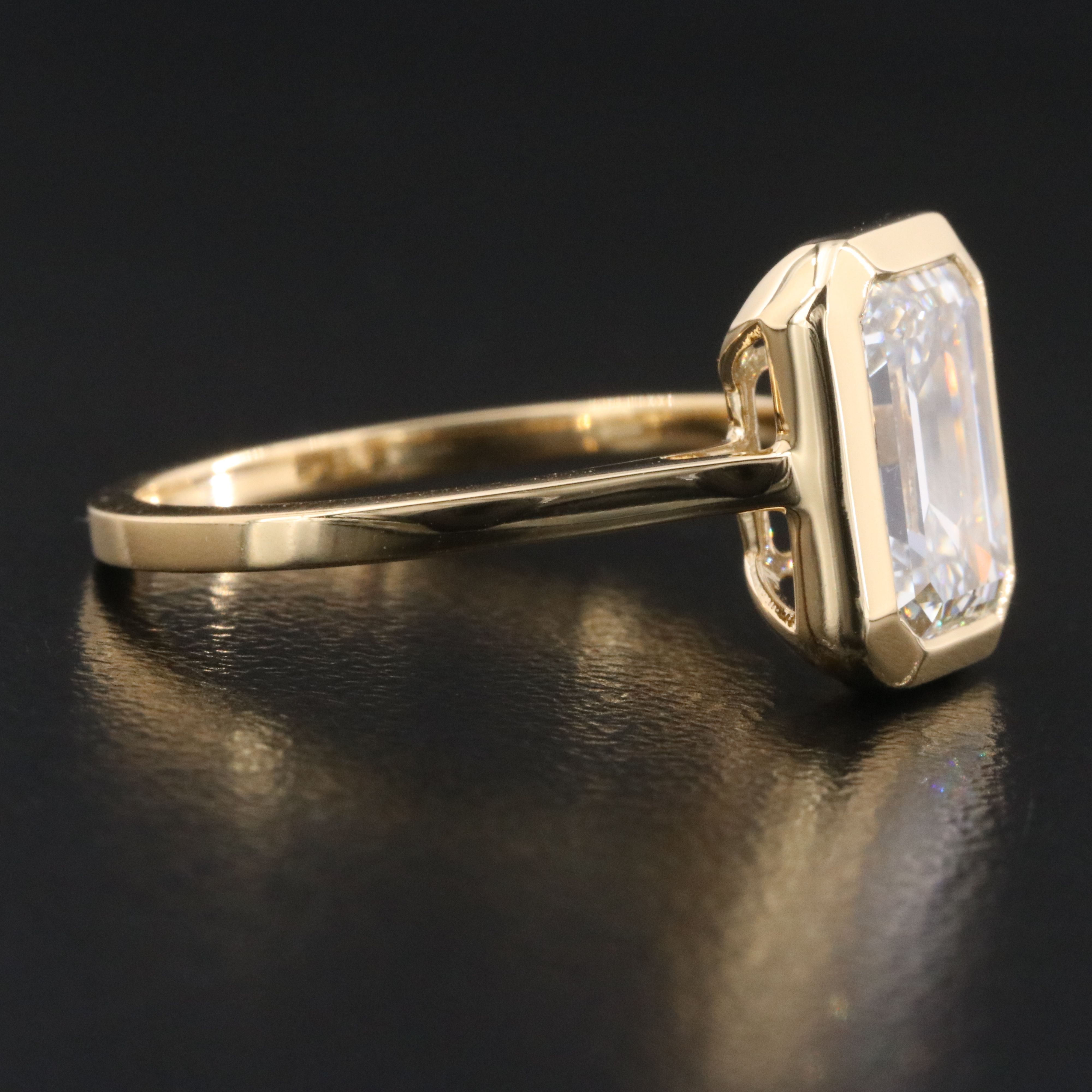 18K 2.92 CT Lab Grown Diamond Solitaire Ring with IGI Report