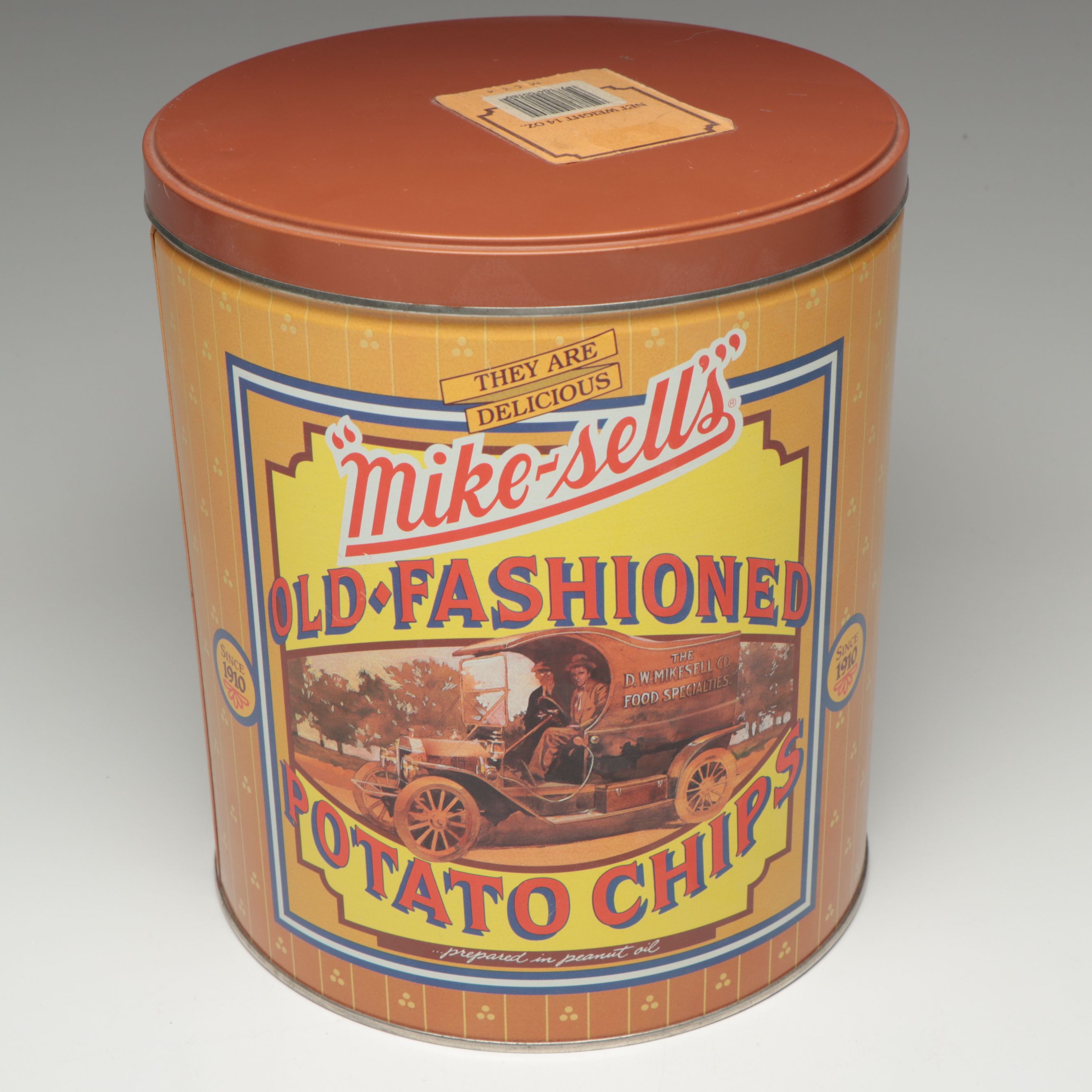 Barnum's Animals 1914 Replica, Ritz Crackers and Other Vintage Tin Containers