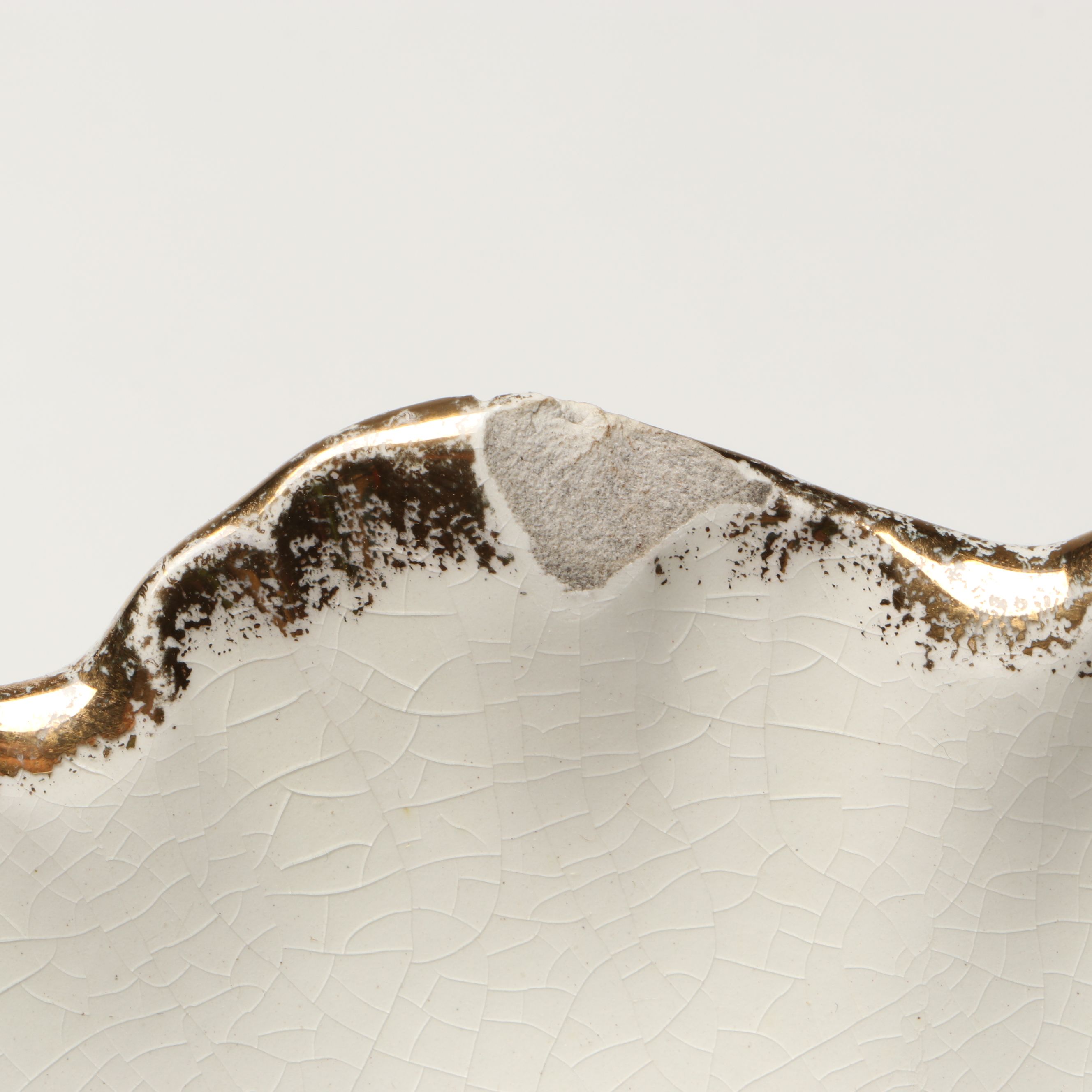 Admiral Dewey Manila Bay Commemorative Dish, Coin and Other Nautical Memorabilia