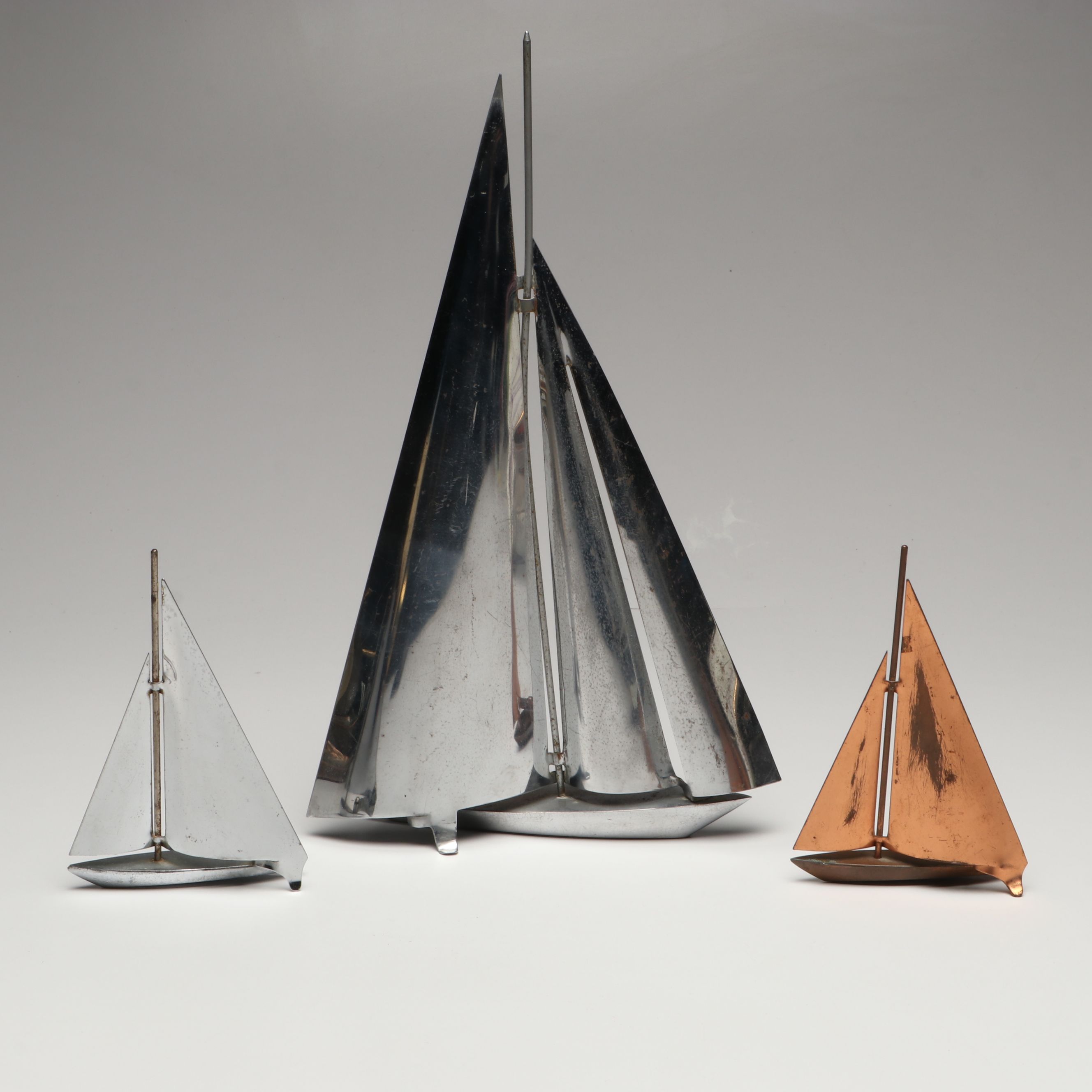 Admiral Dewey Manila Bay Commemorative Dish, Coin and Other Nautical Memorabilia