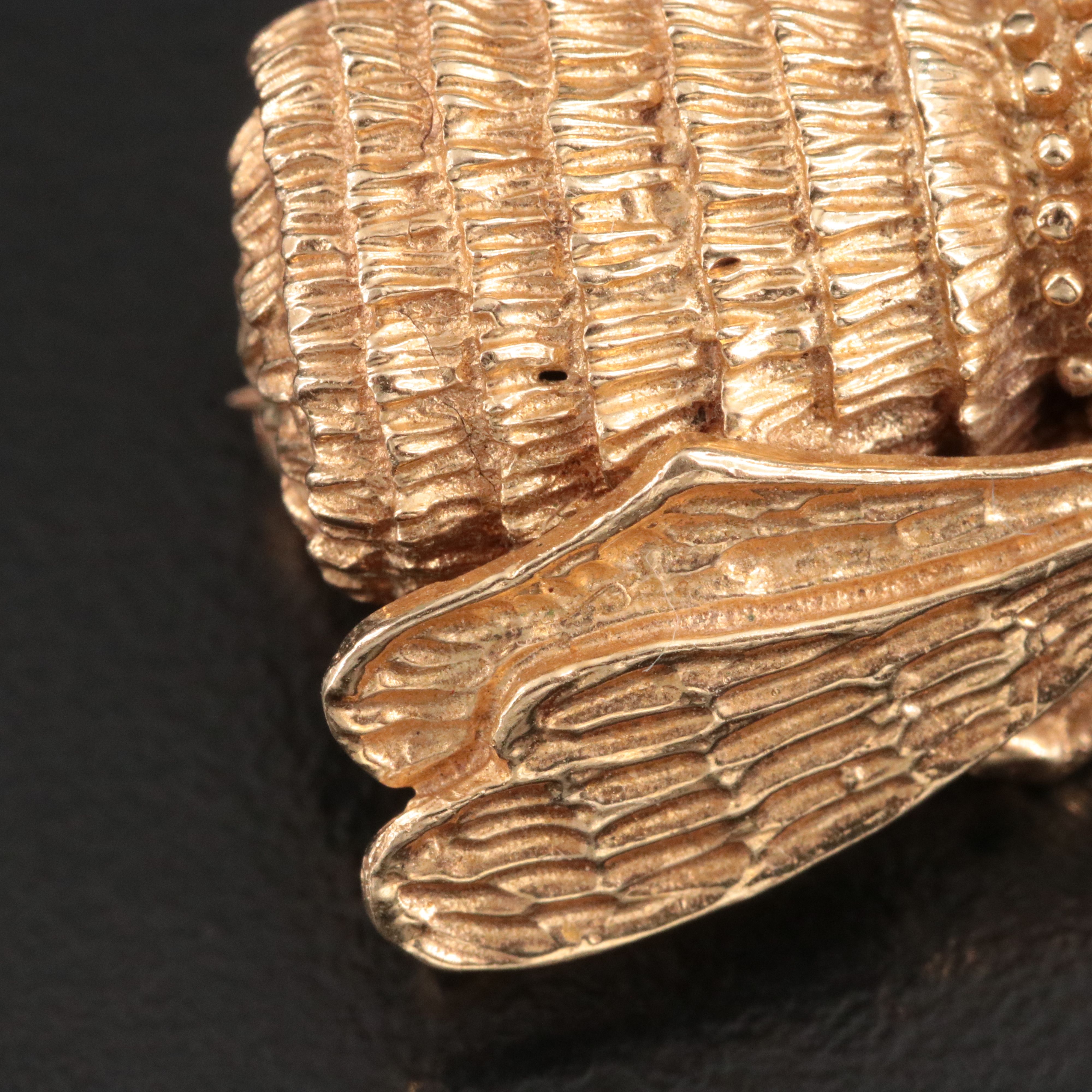 14K Bumblebee Brooch