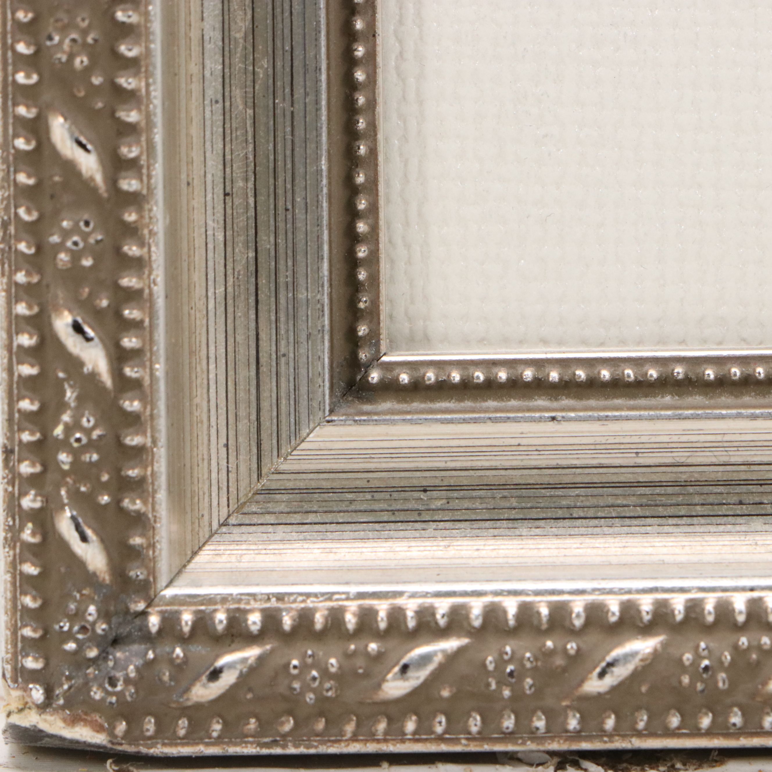 Bo Jia Giclée on Board of Two Doors