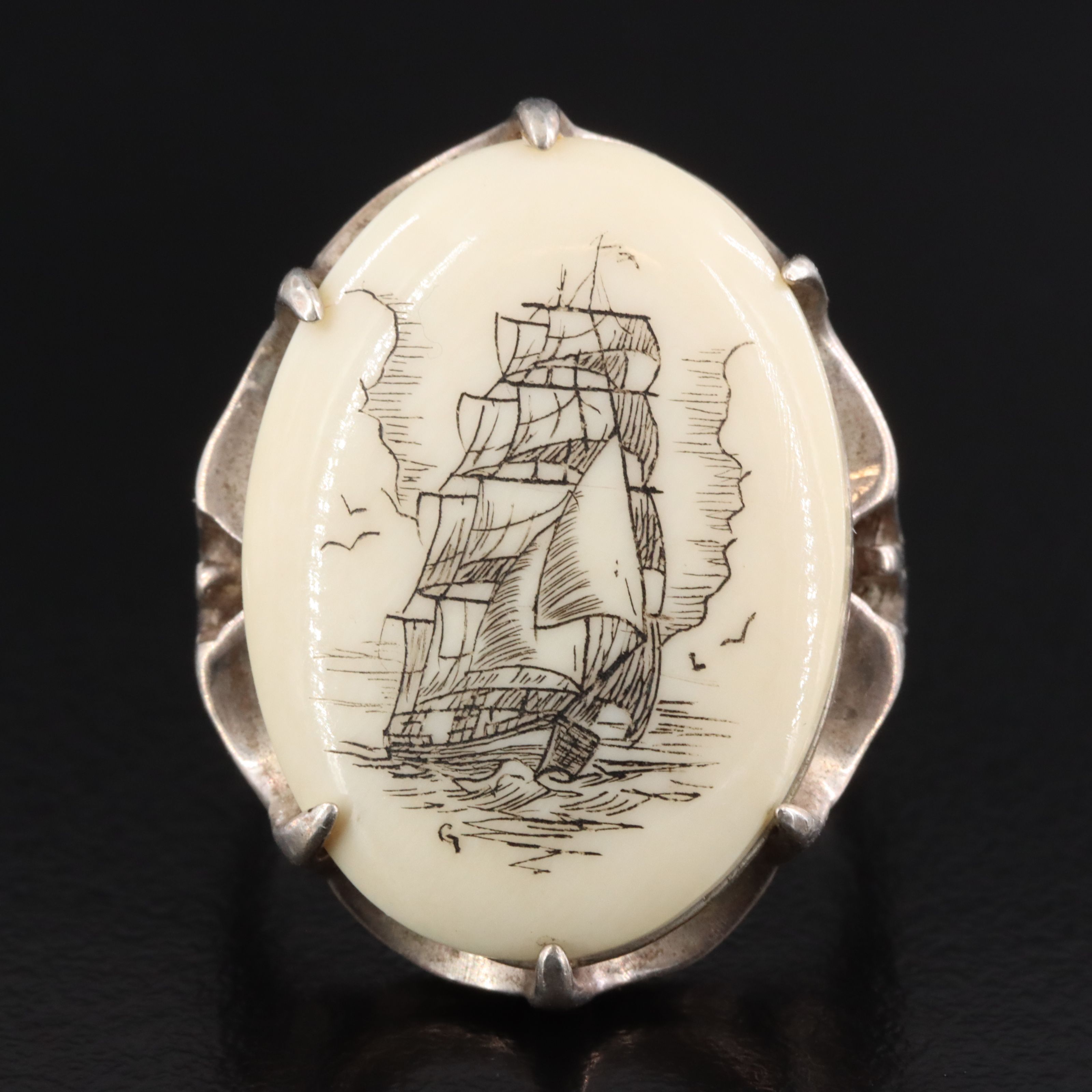 Vintage Sterling Scrimshaw Ship Ring
