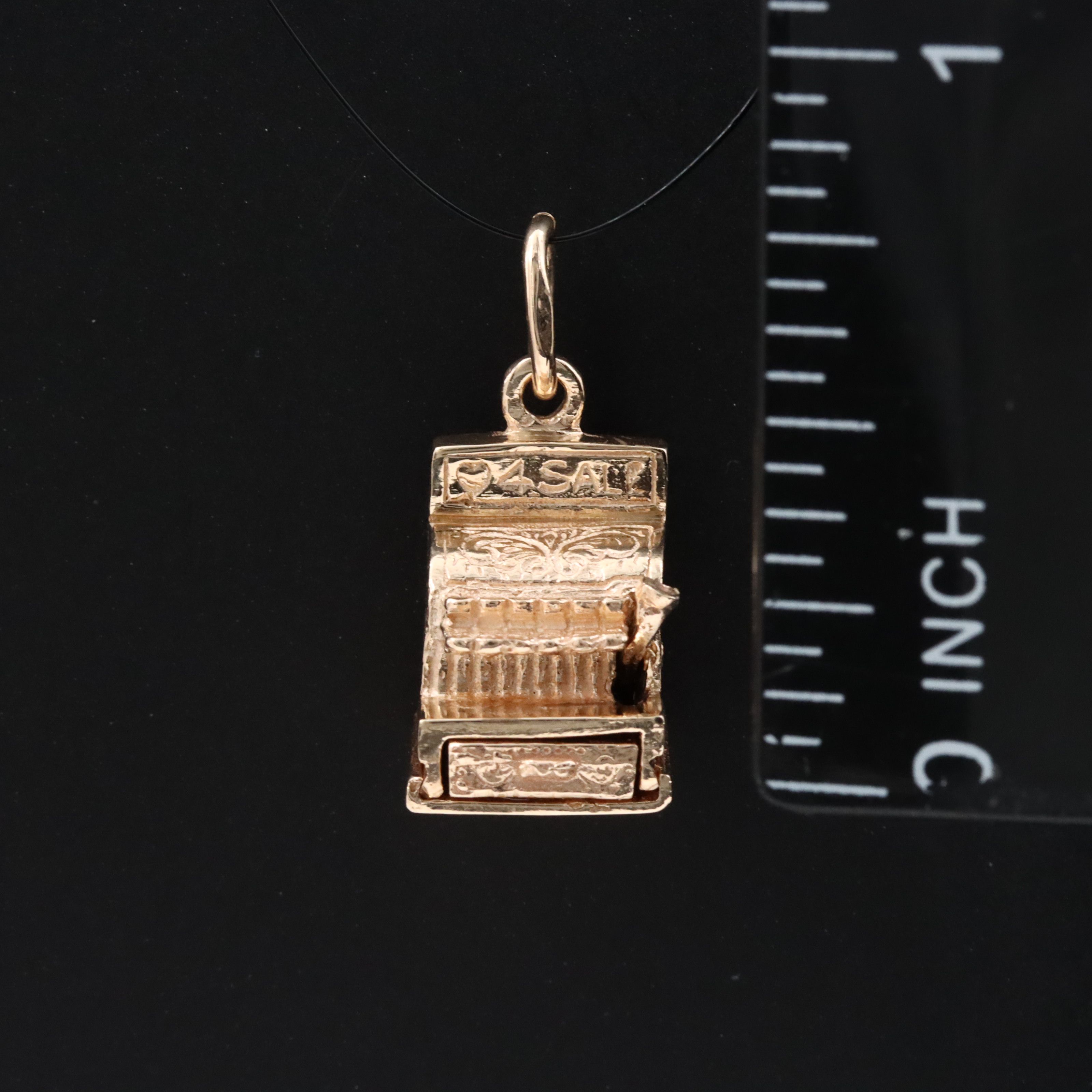 Articulated 14K Cash Register Pendant