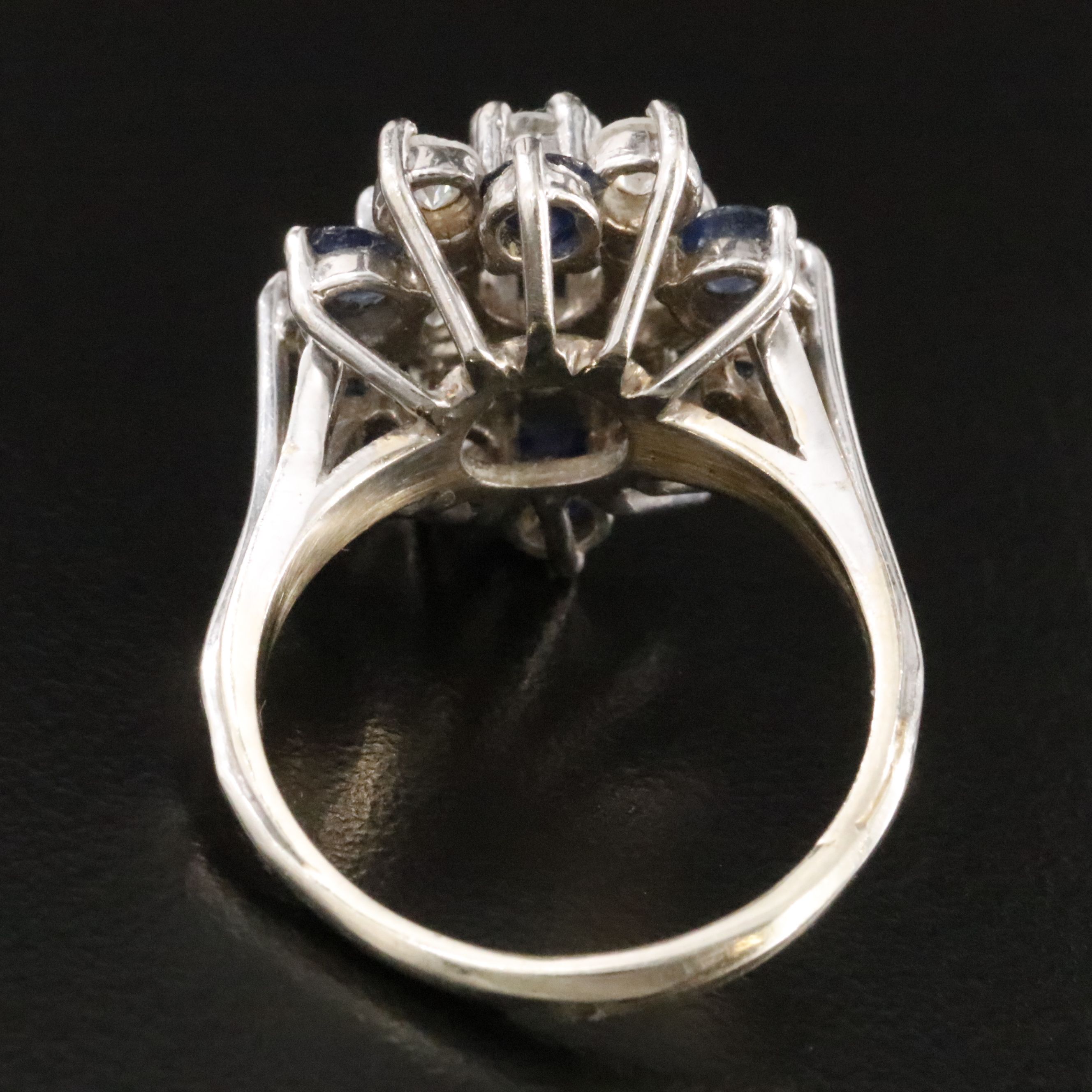 14K Strontium Titanate and Sapphire Ring