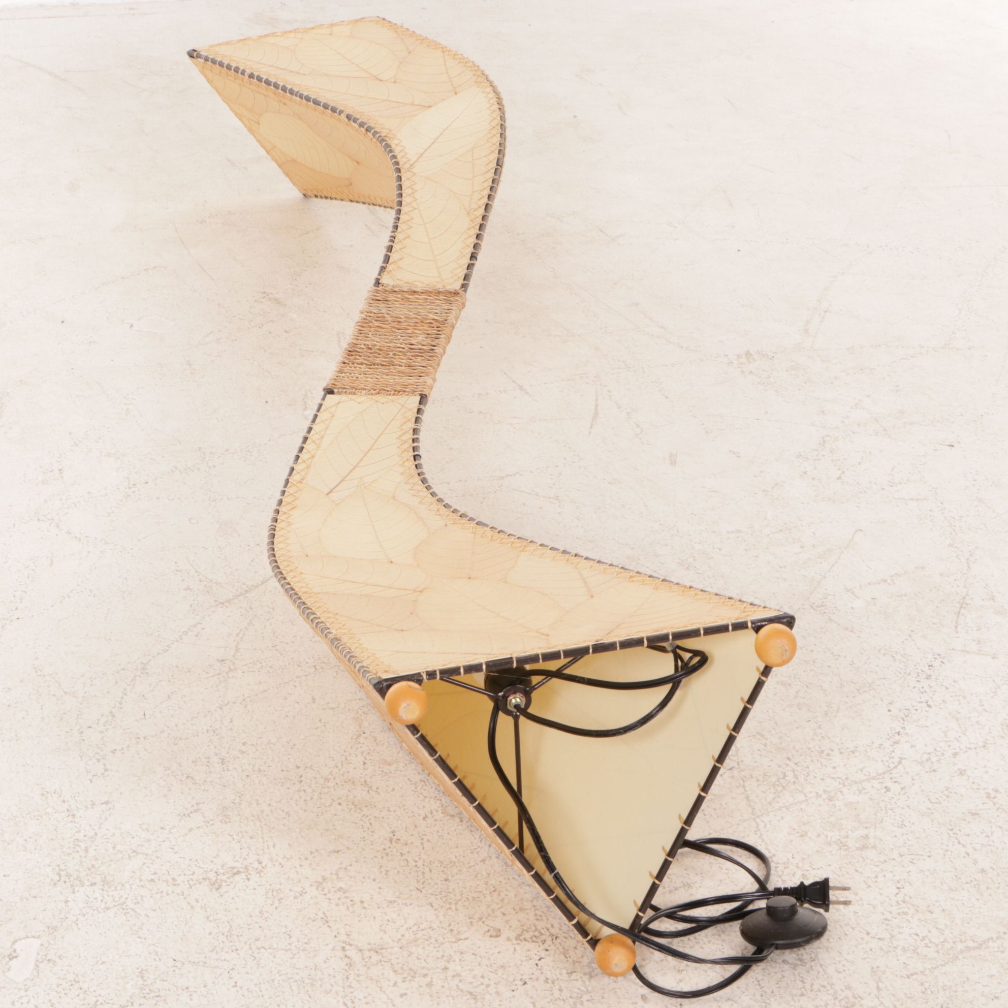 Eangee Home Design Iron & Cocoa Leaf Floor Lamp