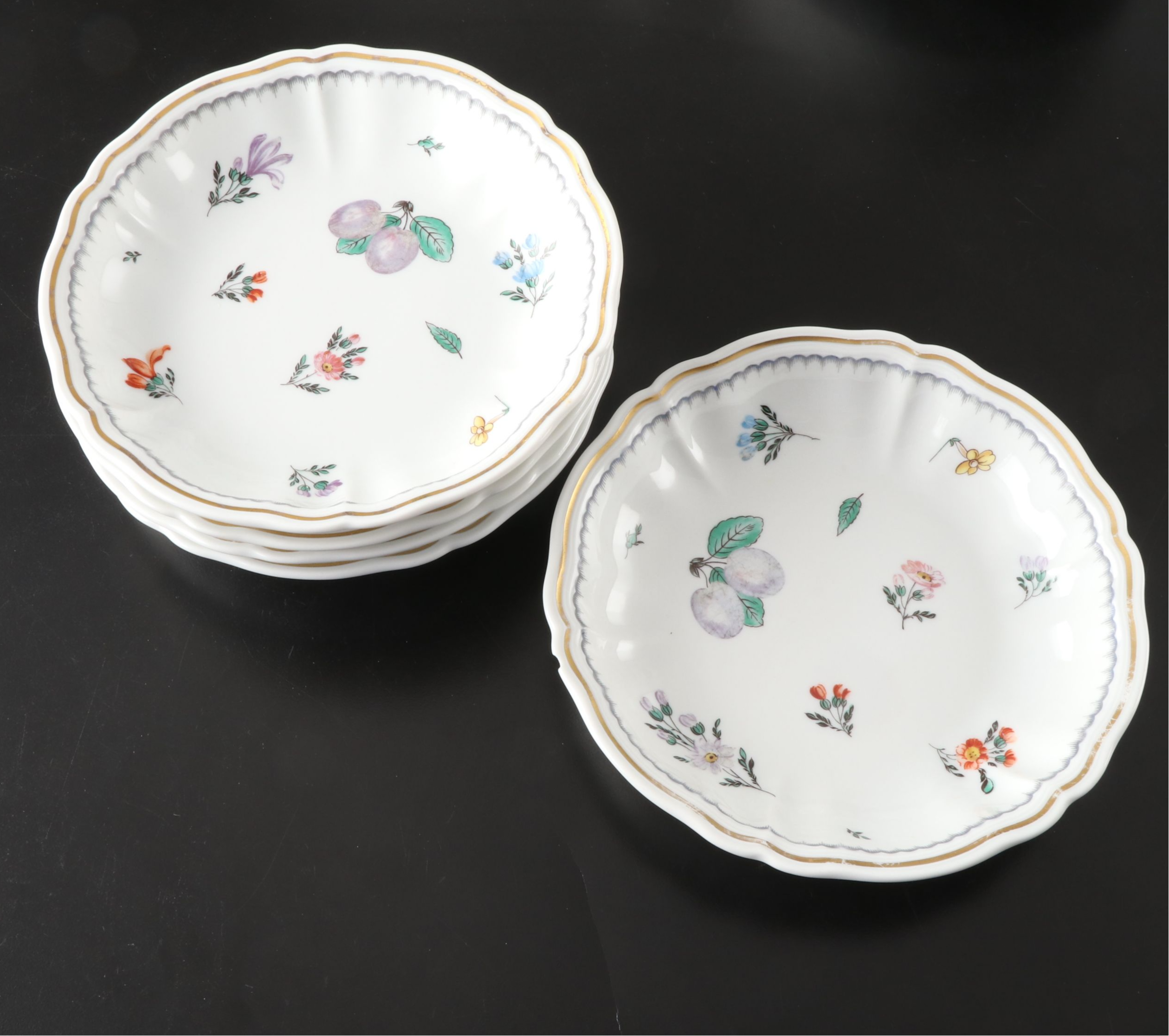 Richard Ginori "Italian Fruits" Porcelain Dinnerware, Mid to Late 20th Century
