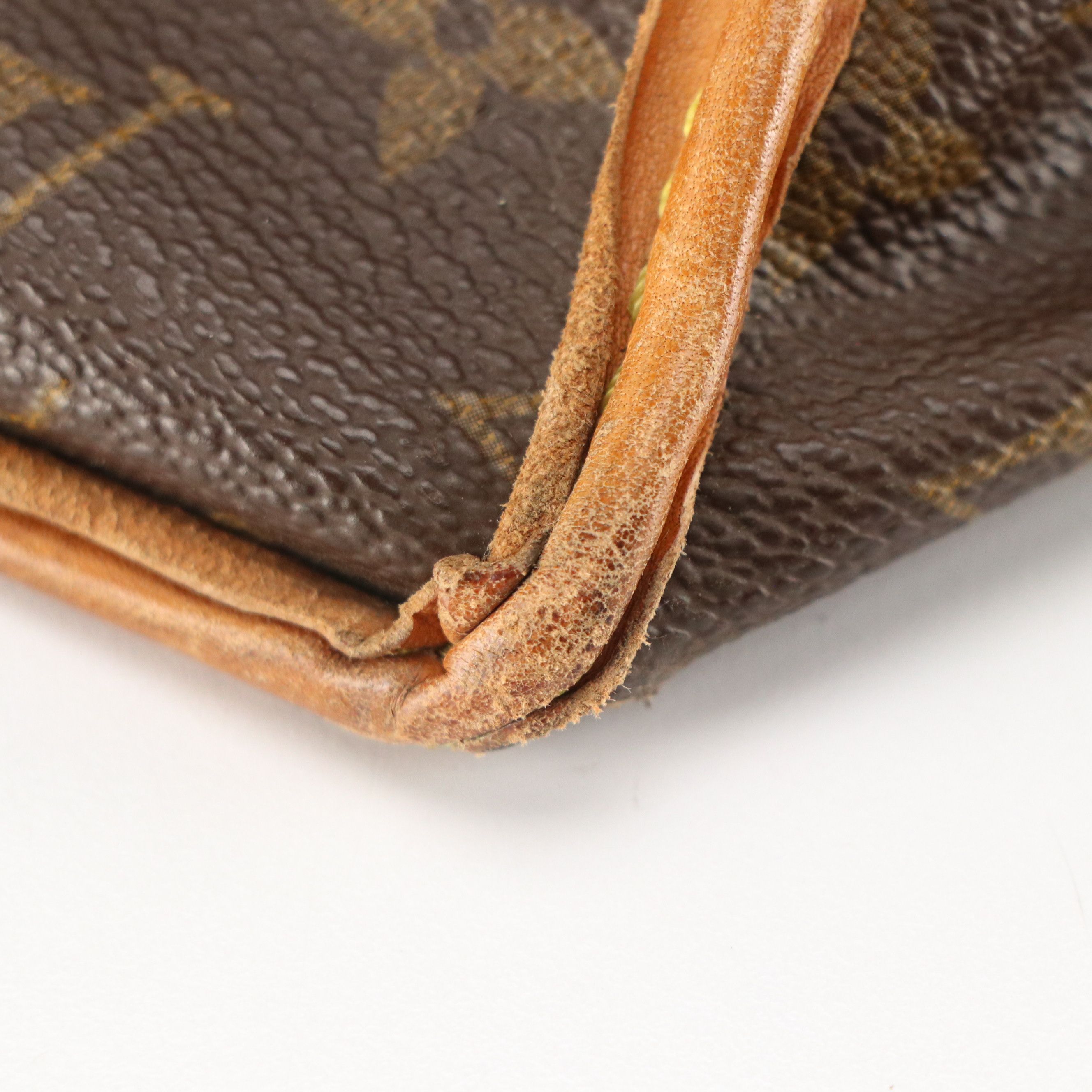 Louis Vuitton Sac Chasseur 55 in Monogram Canvas and Vachetta Leather