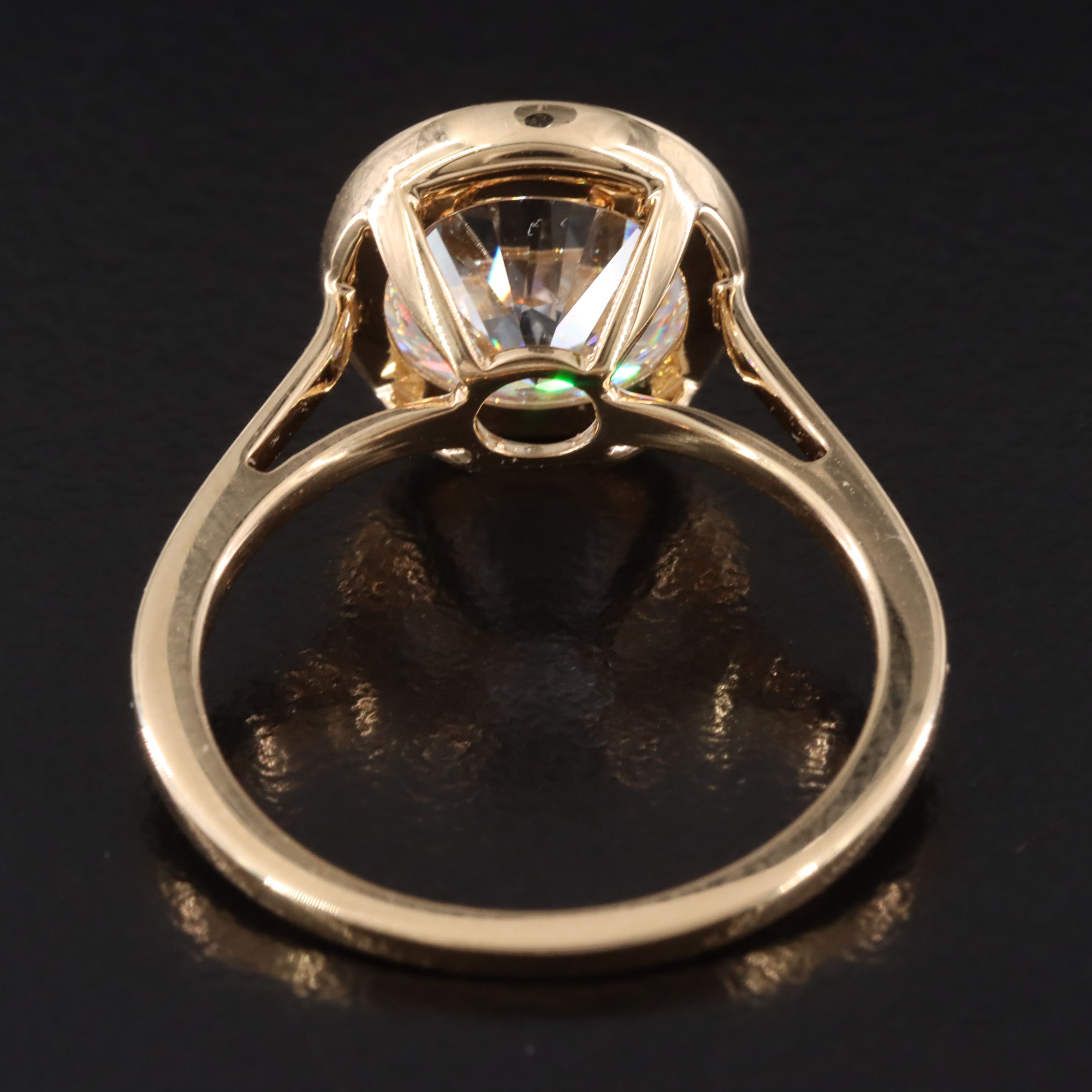 18K 4.02 CT Lab Grown Diamond Solitaire Ring with IGI Report