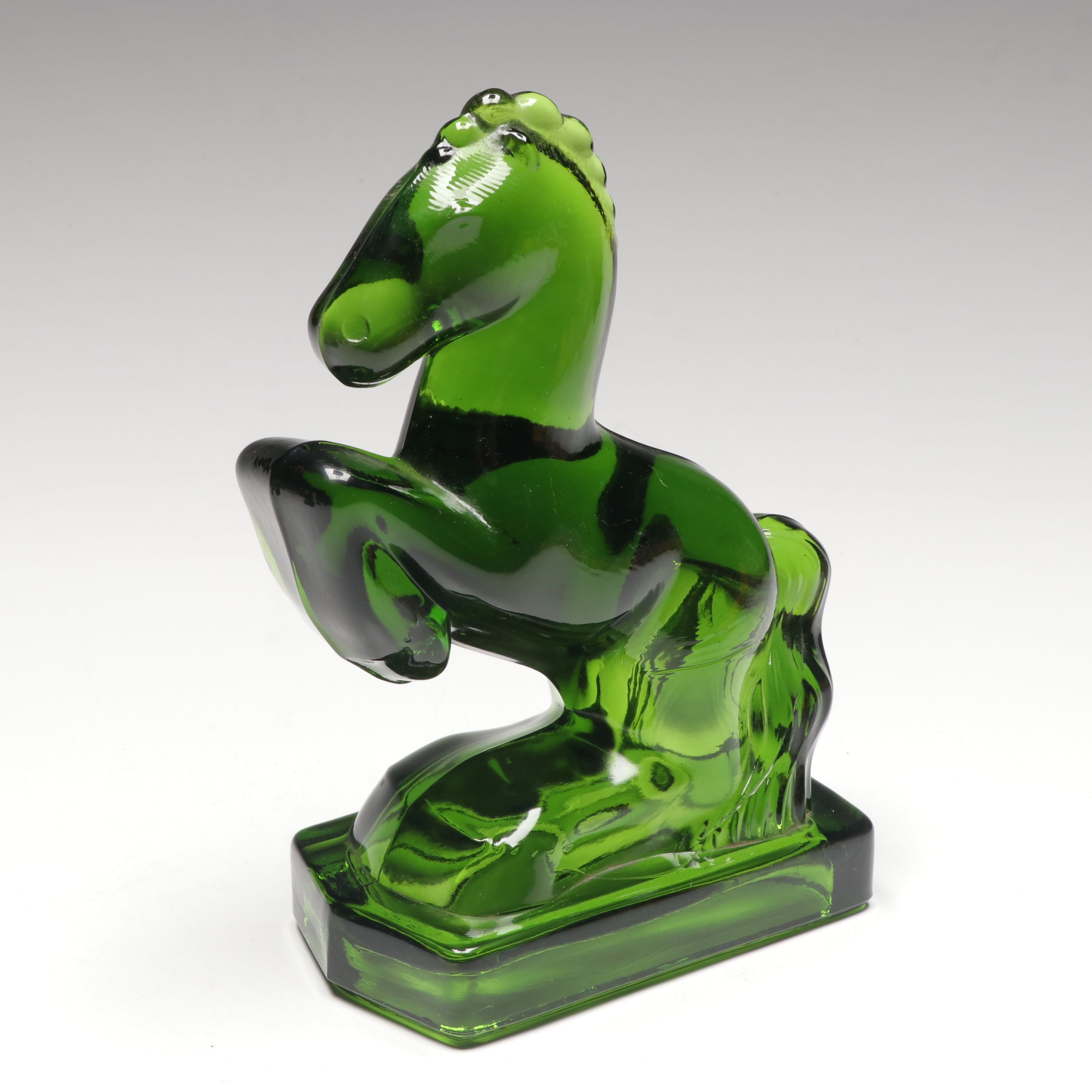 L.E. Smith Green Glass Rearing Horse Bookends, Mid-20th Century