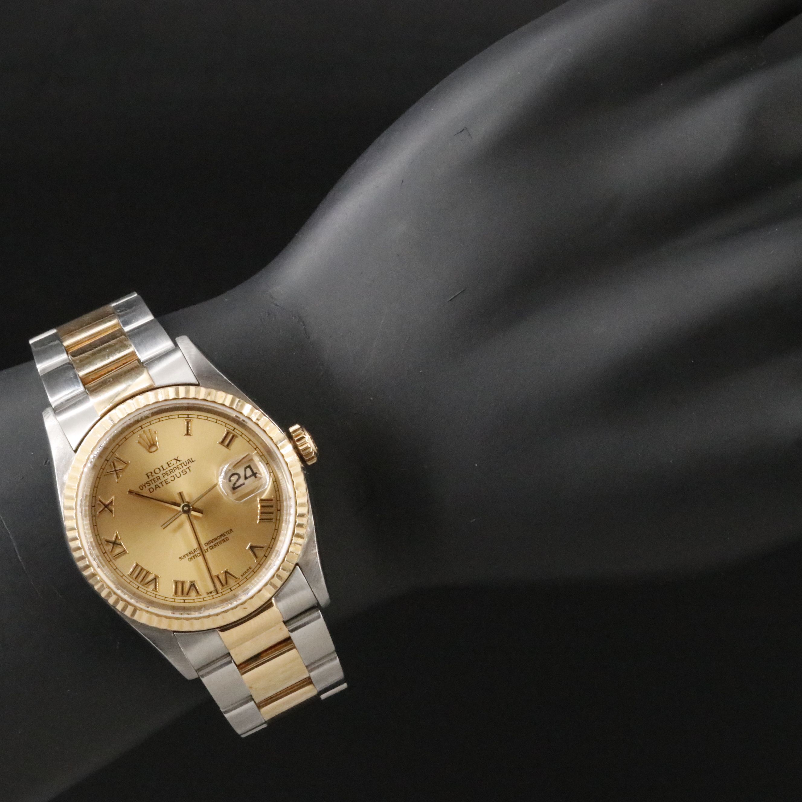 2001 Rolex Champagne Roman Dial Two Tone Datejust 16233 Watch