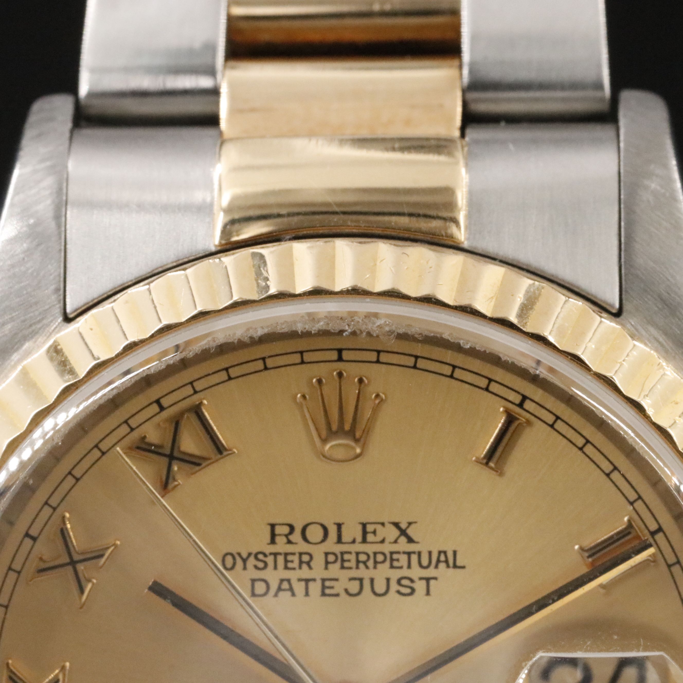 2001 Rolex Champagne Roman Dial Two Tone Datejust 16233 Watch