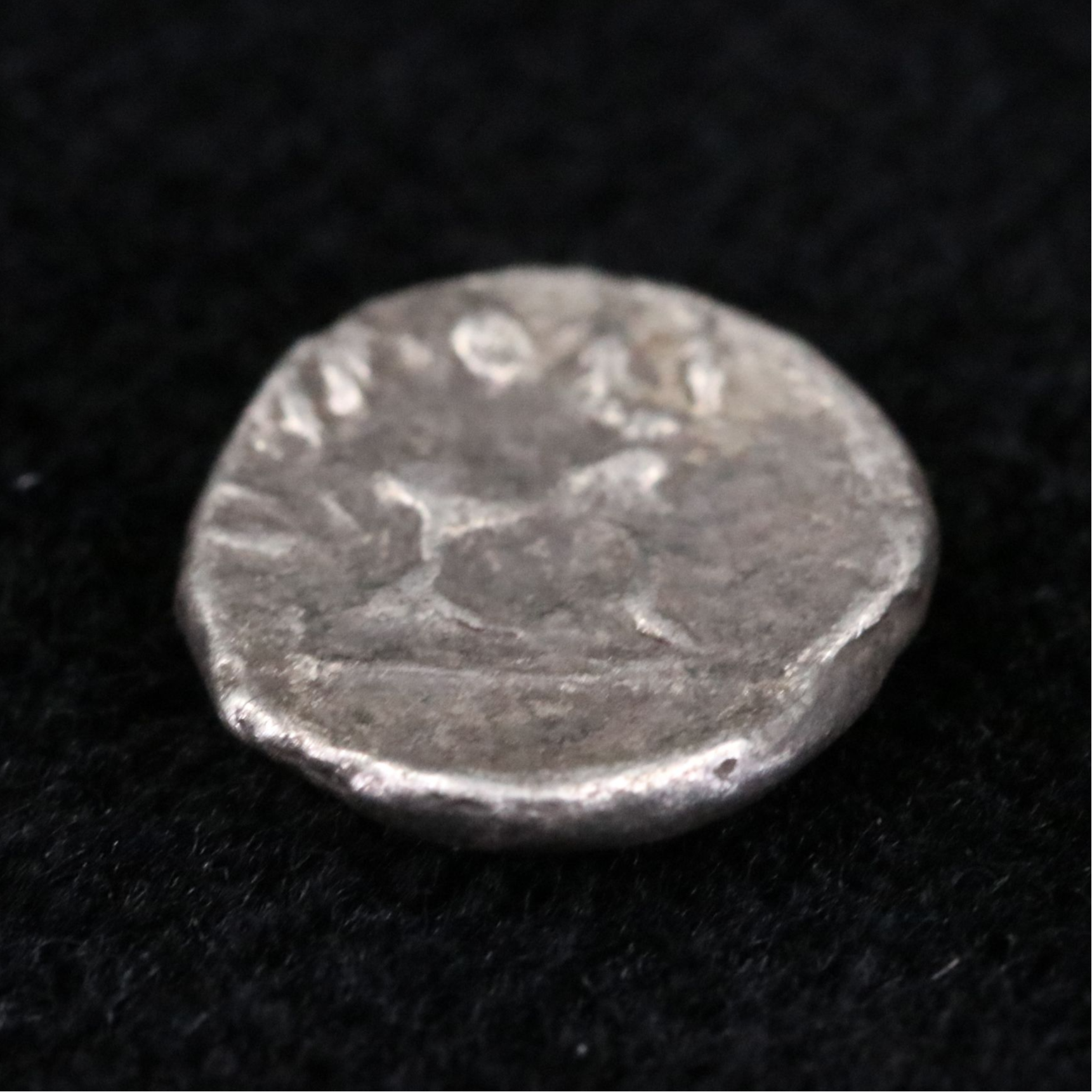 Ancient Kingdom of Persis AR Obol Coin of Oxathres(?), ca. 100 A.D.