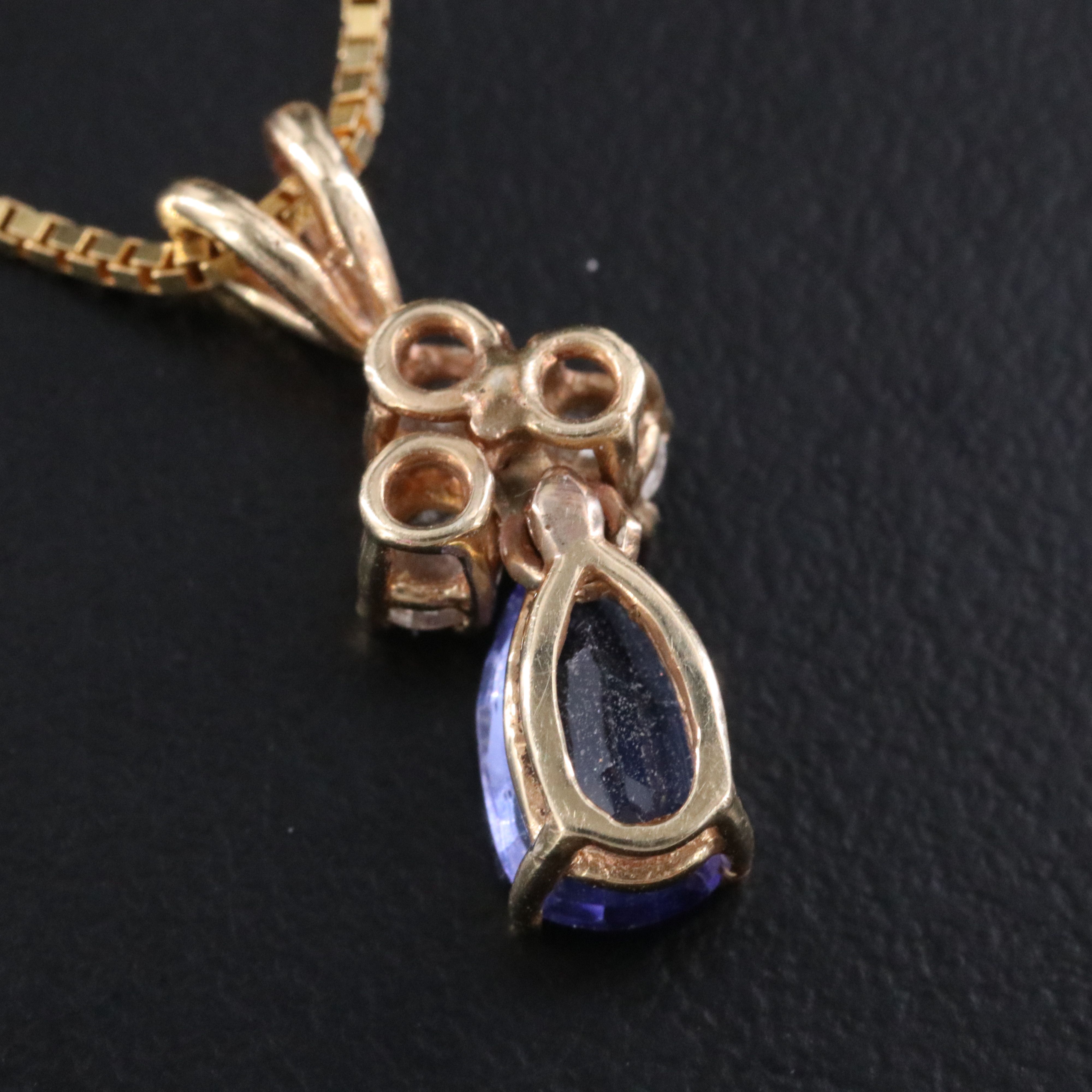 14K 1.04 CT Tanzanite and Diamond Pendant Necklace