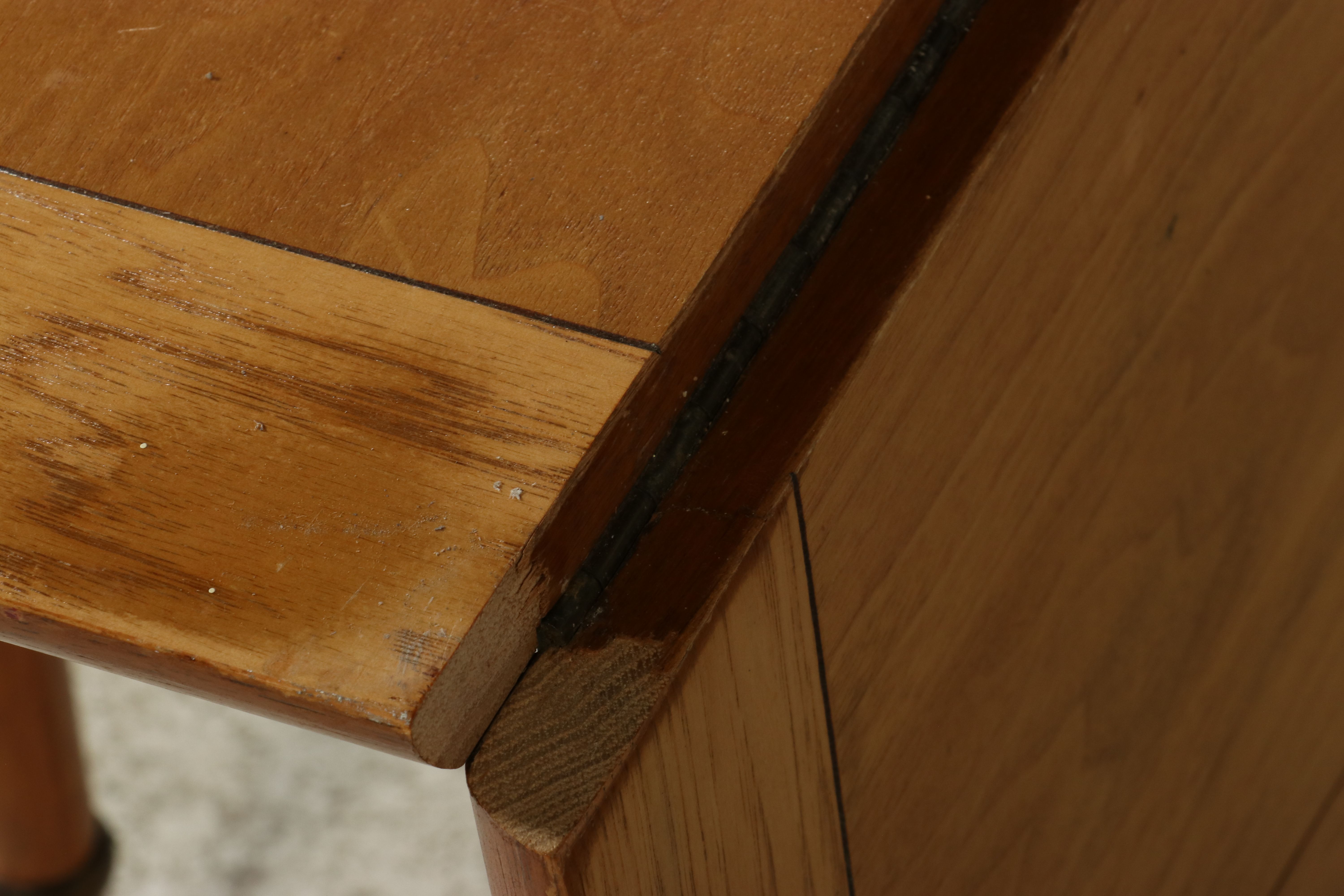 Mid Century Modern Walnut Drop-Leaf Dining Table, Circa 1960