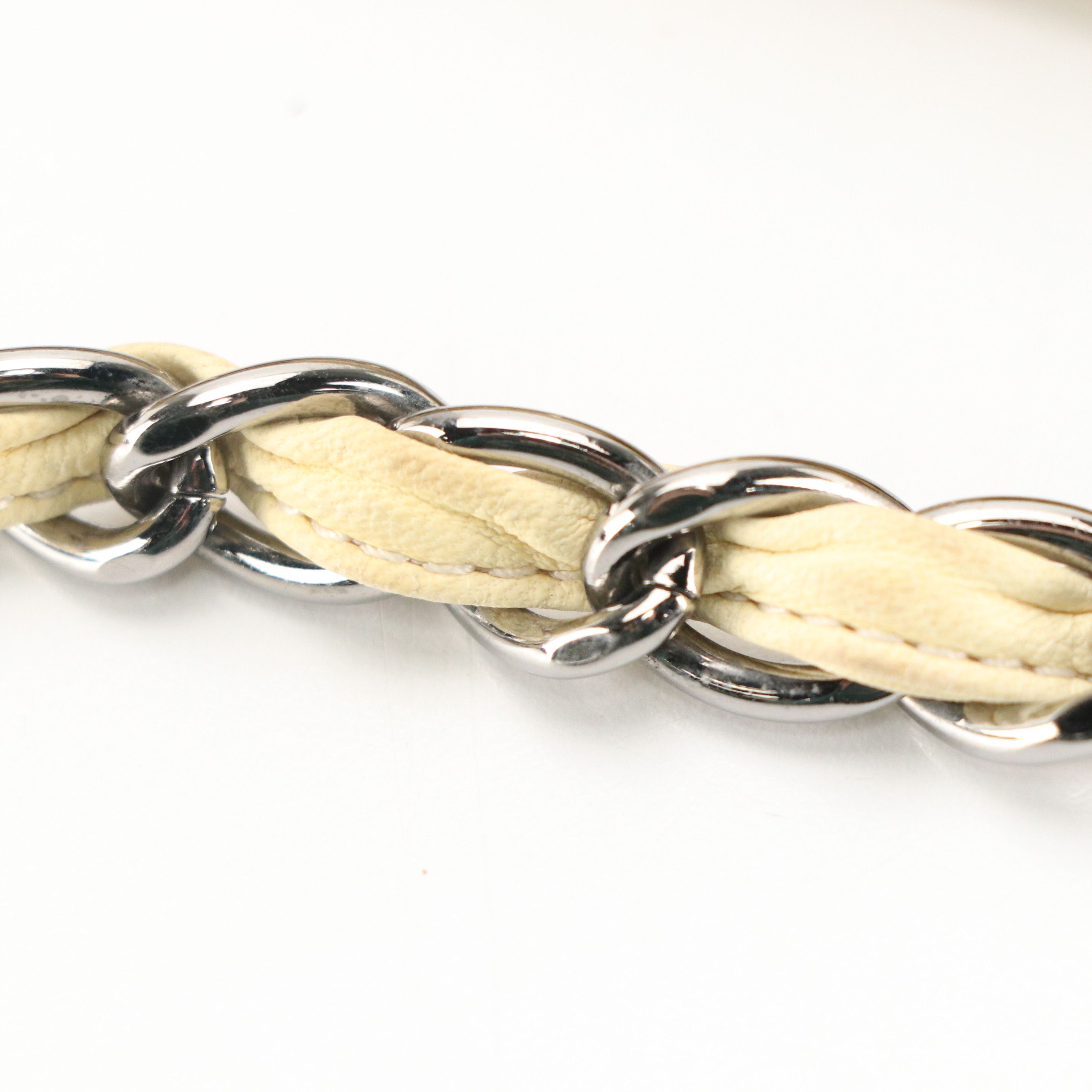 Chanel White Quilted Calfskin and Black Patent Leather Kiss Lock Tote