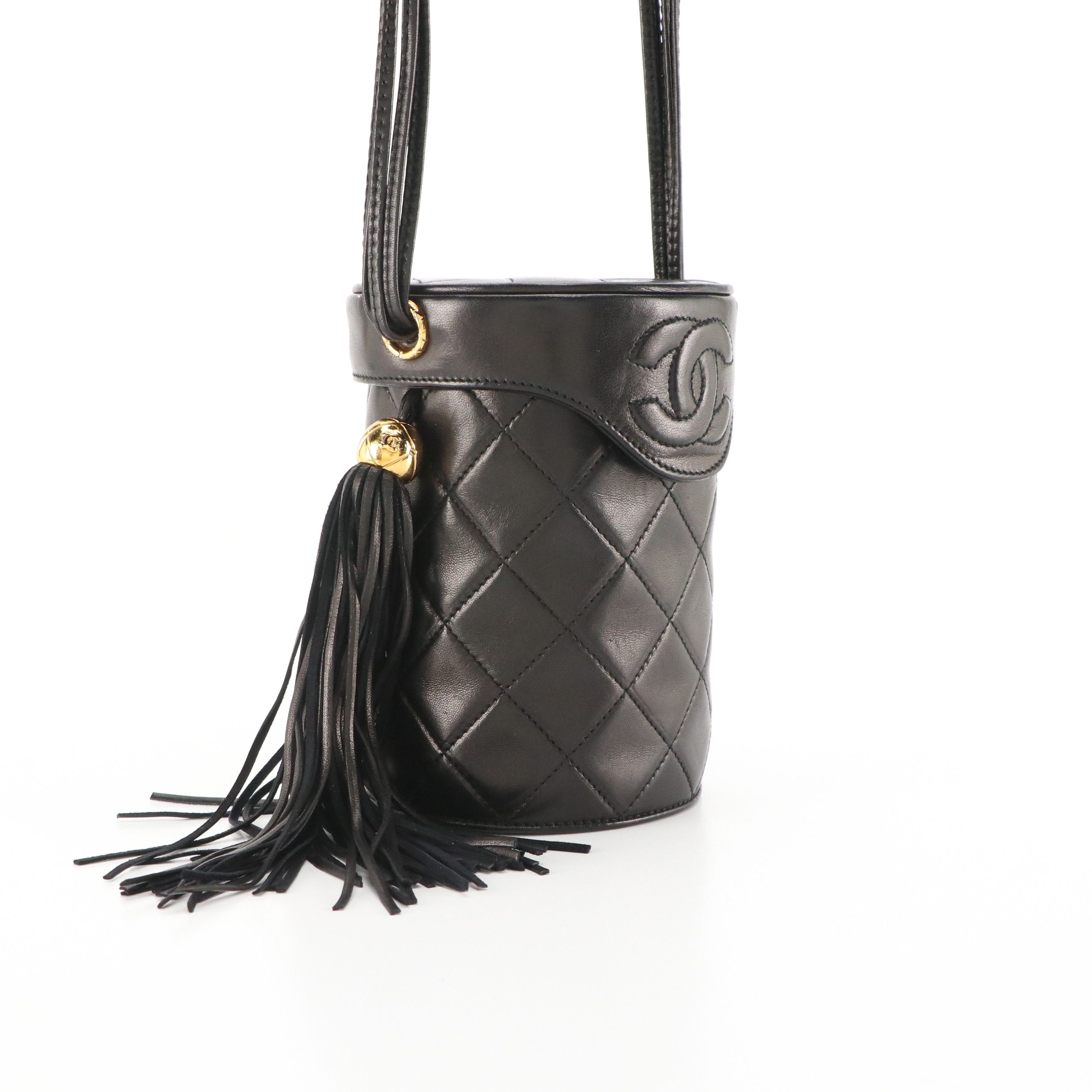 Chanel Vintage Vanity Crossbody Bucket Bag in Black Quilted Lambskin Leather
