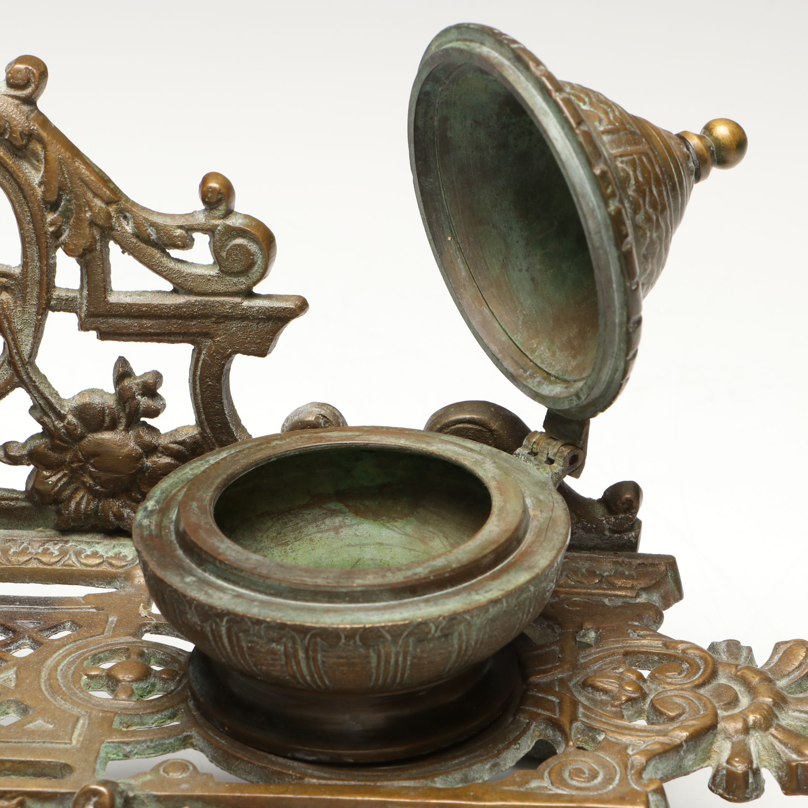 Rococo Revival Bras Openwork Double Inkwell, Late 19th Century