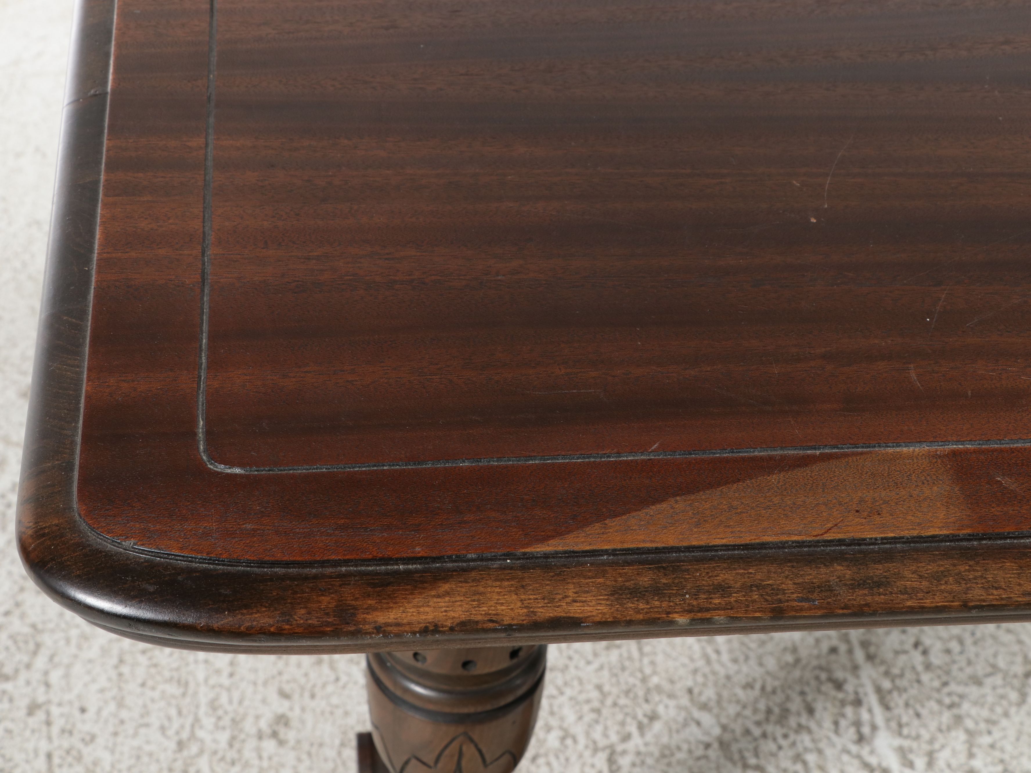 Renaissance Revival Style Oak Library Table, Early to Mid-20th Century