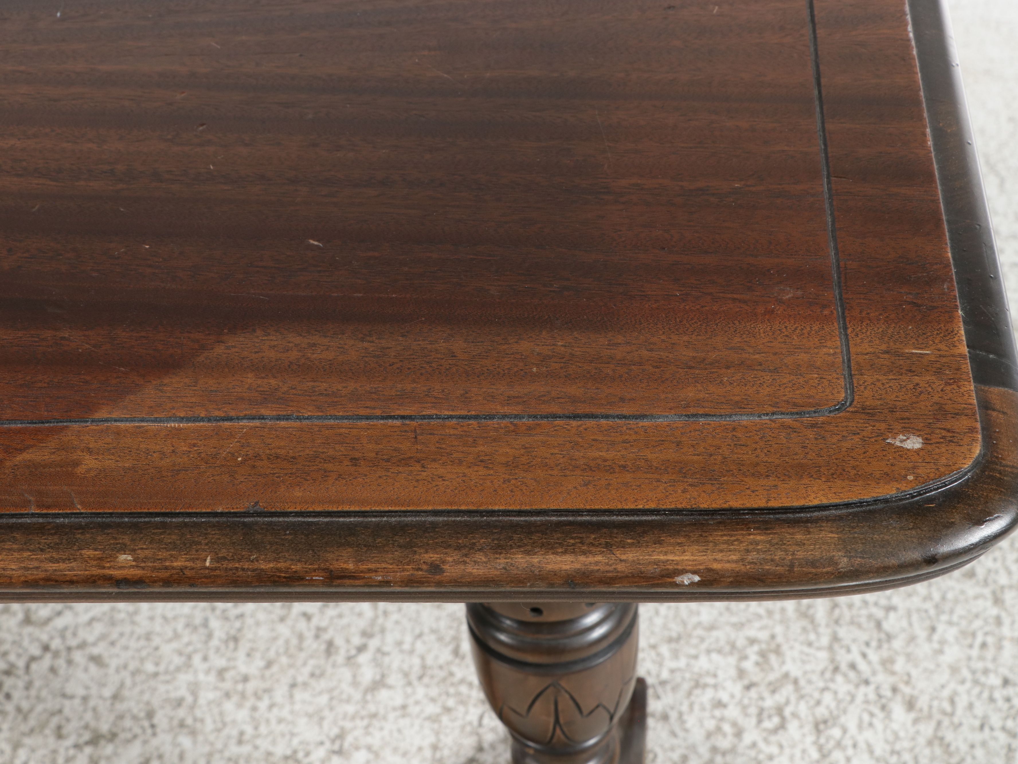 Renaissance Revival Style Oak Library Table, Early to Mid-20th Century