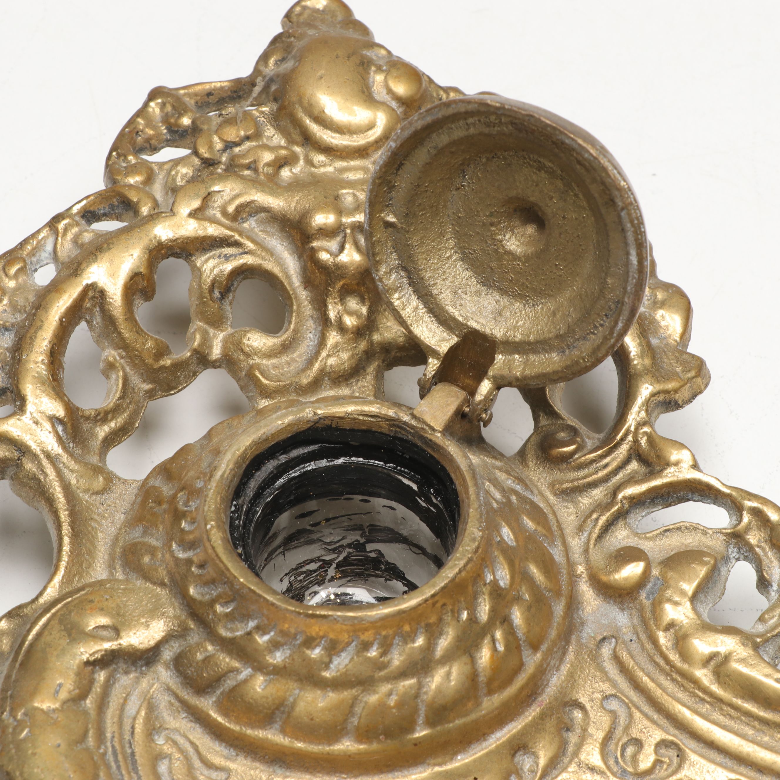 Virginia Metalcrafters Brass Inkwell with Other Vintage Inkwell and Pen Tray