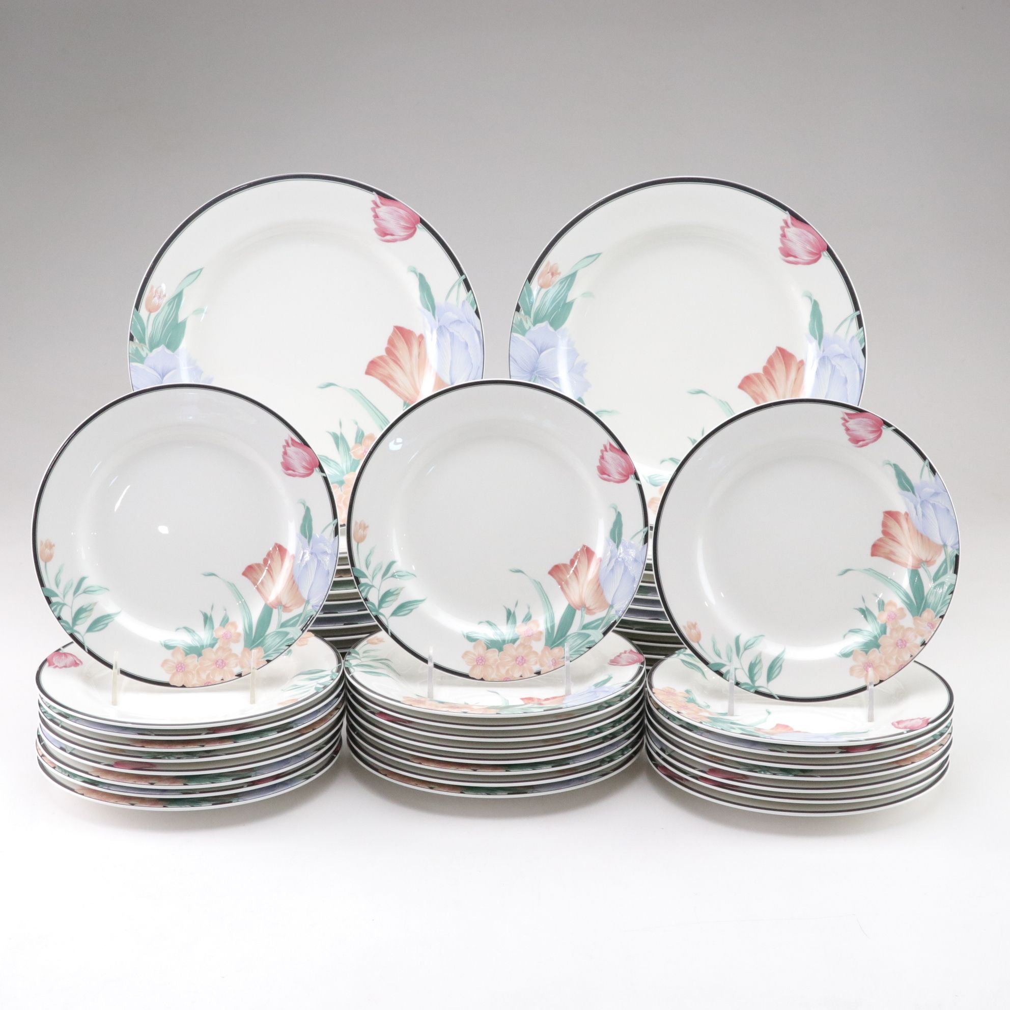 Mikasa Maxima "Tapestry Garden" Ceramic Dinner and Salad Plates