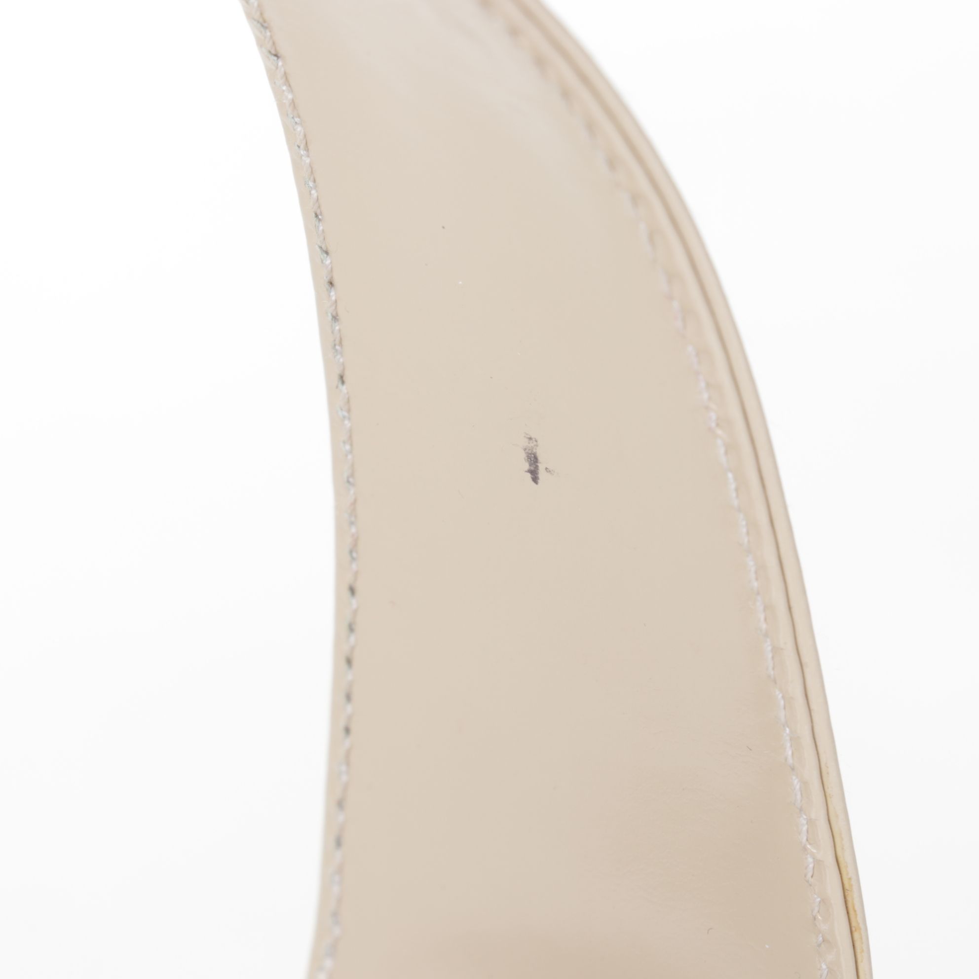 Gucci GG Beige Patent Leather Handbag