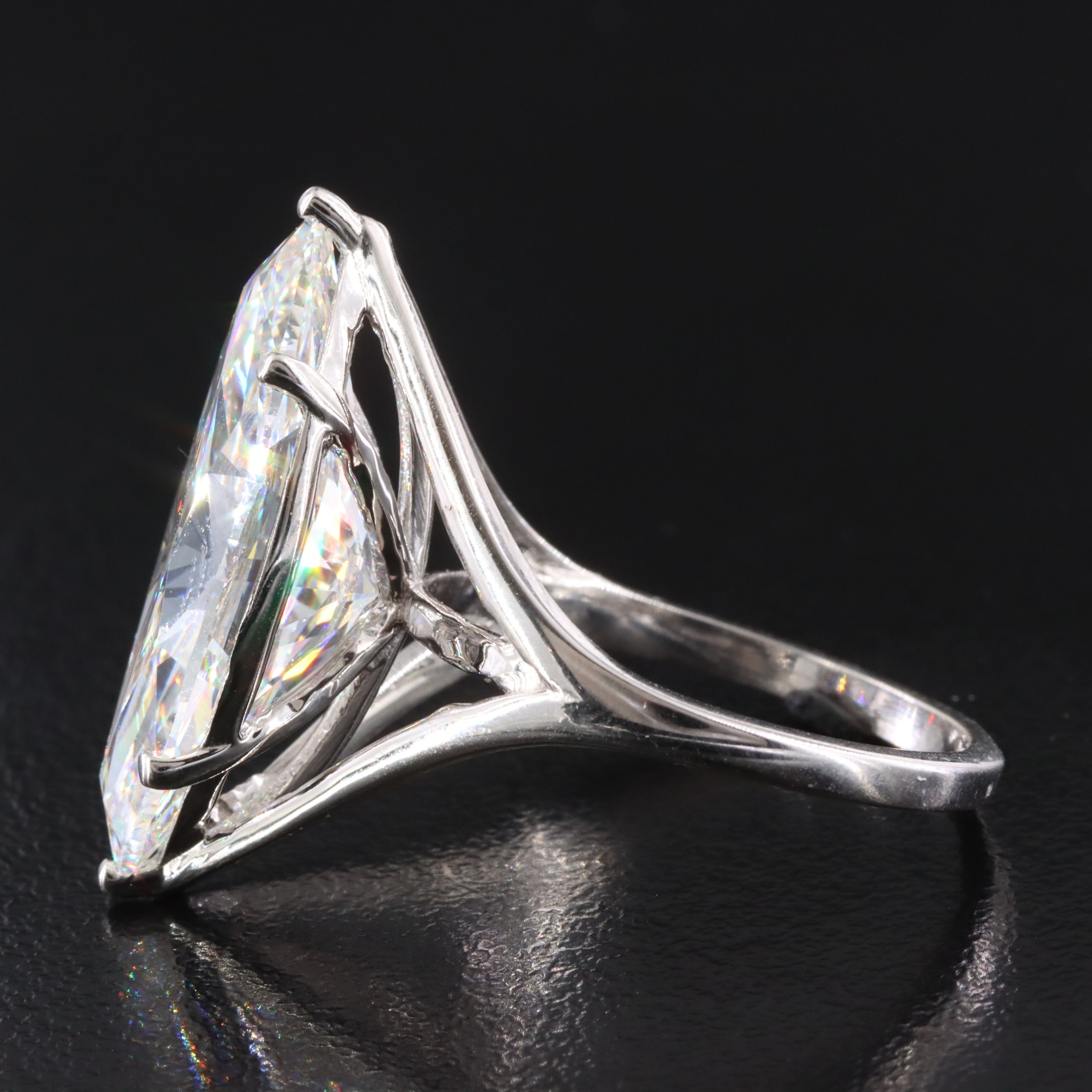 14K 10.06 CT Lab Grown Diamond Solitaire Ring with IGI Report