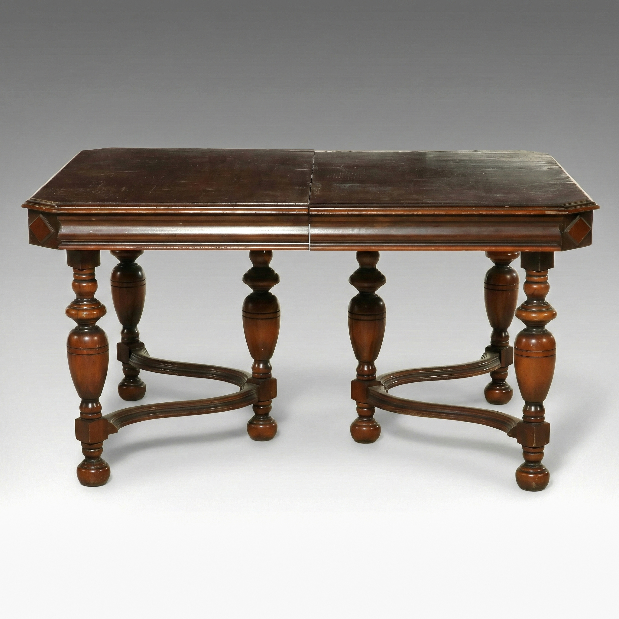 Renaissance Revival Walnut Dining Table, Late 19th Century