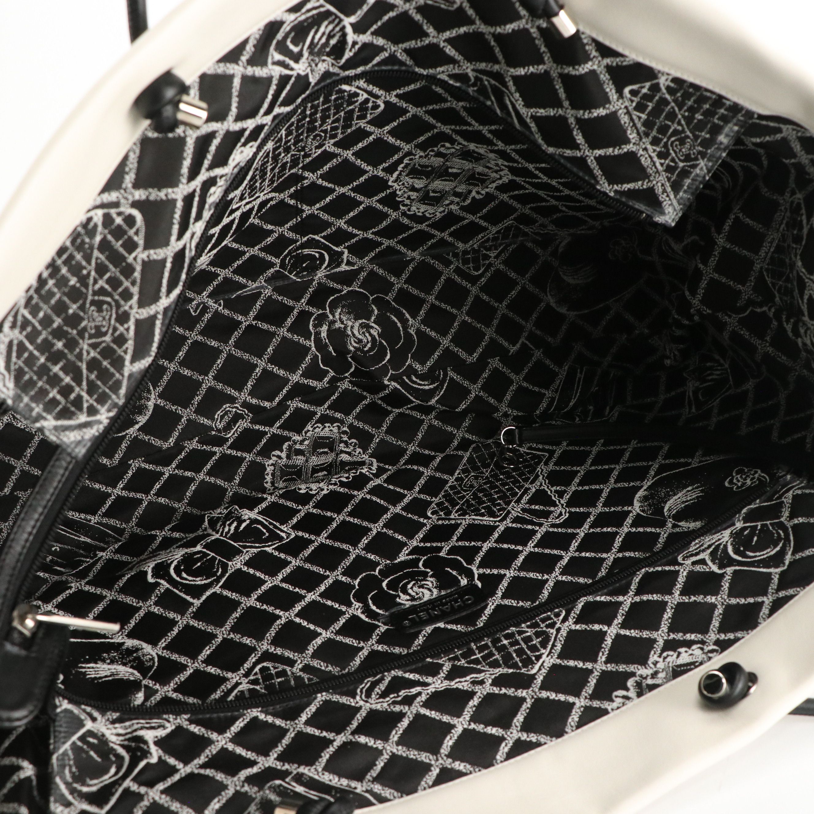 Chanel Large Essential 31 Rue Cambon Shopping Tote Bag in B&W Leather, With Tag